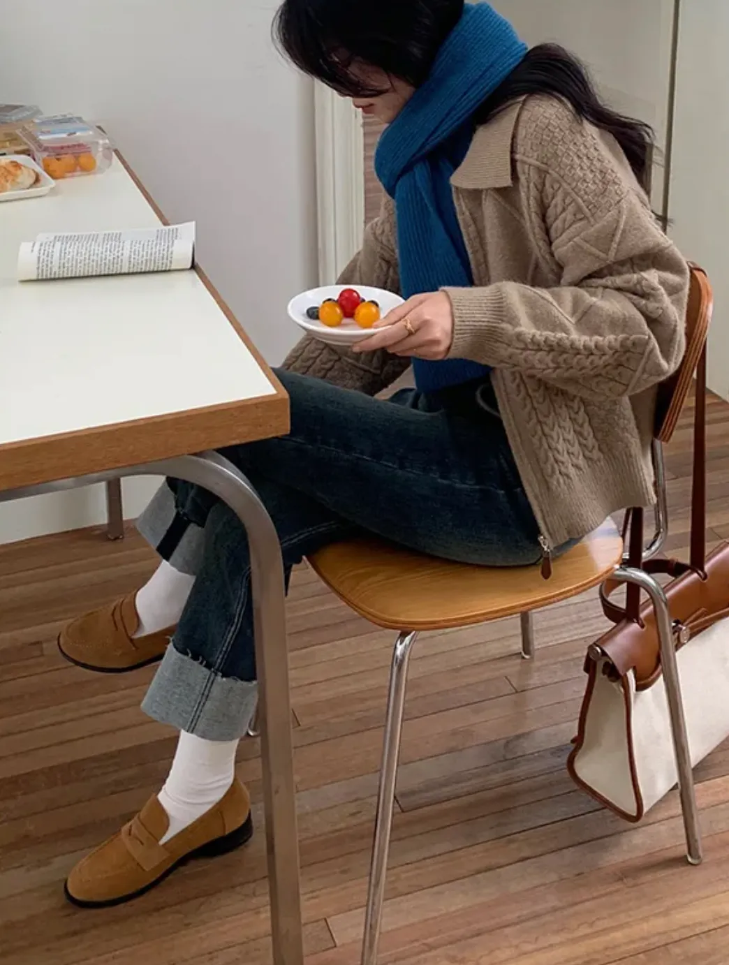 [ Korean Style] Solid Color Cozy Turn-down Zipper Collar Cable Knit Sweater
