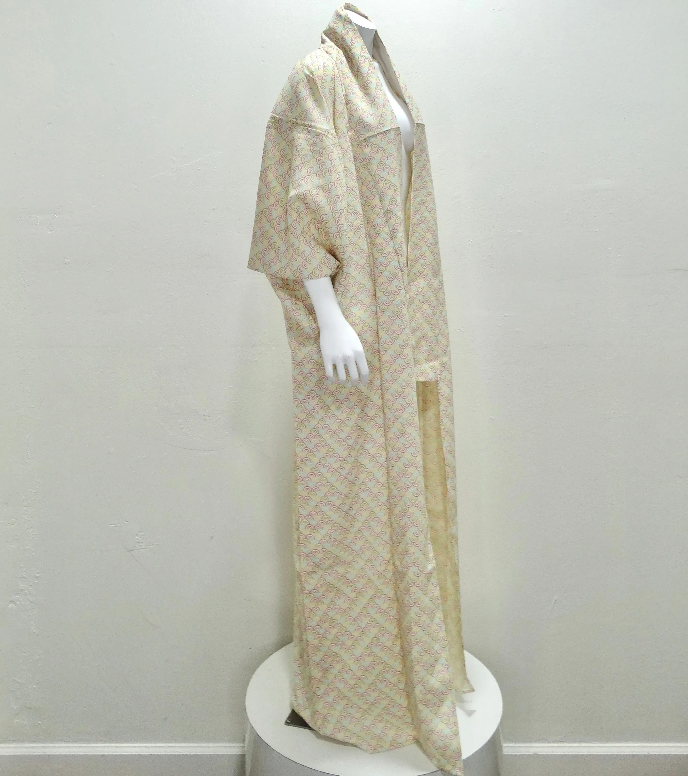 1970s Handmade Japanese Ivory Cotton Long Kimono