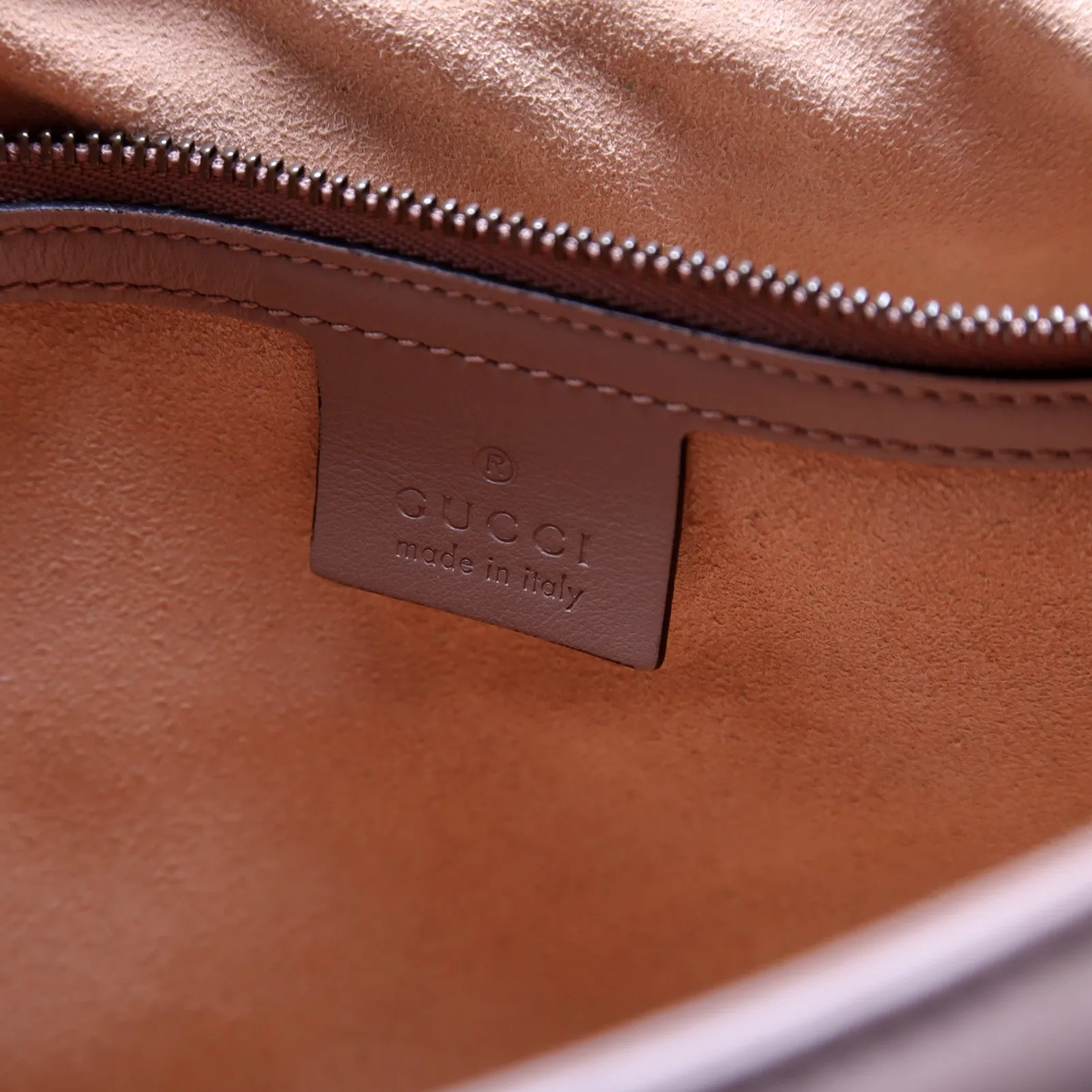 498090 Marmont Large