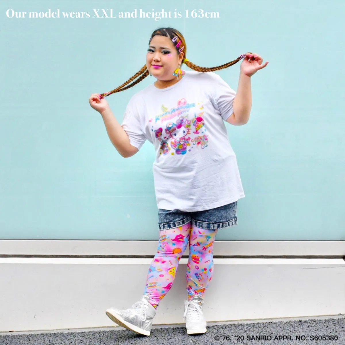 6% Dokidoki Kawaii Monster Cafe & Hello Kitty t-shirt