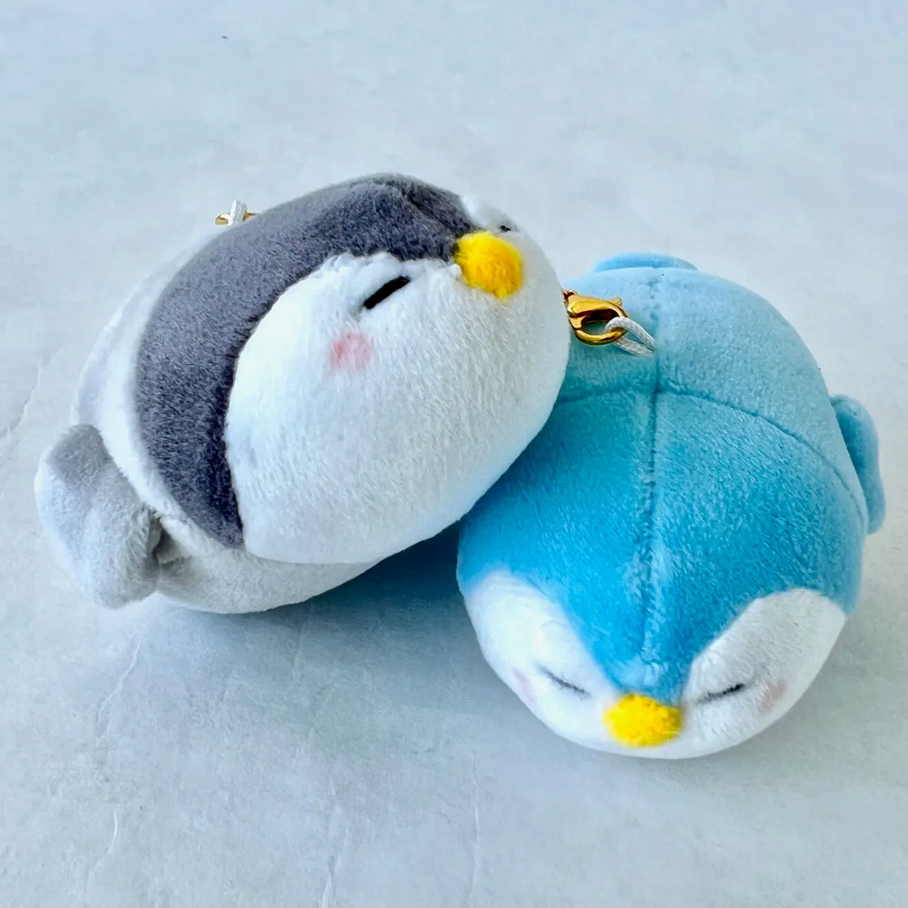 63317 CRUX SLEEPING PENGUIN BUDDIES PLUSH CHARMS-3 Pairs