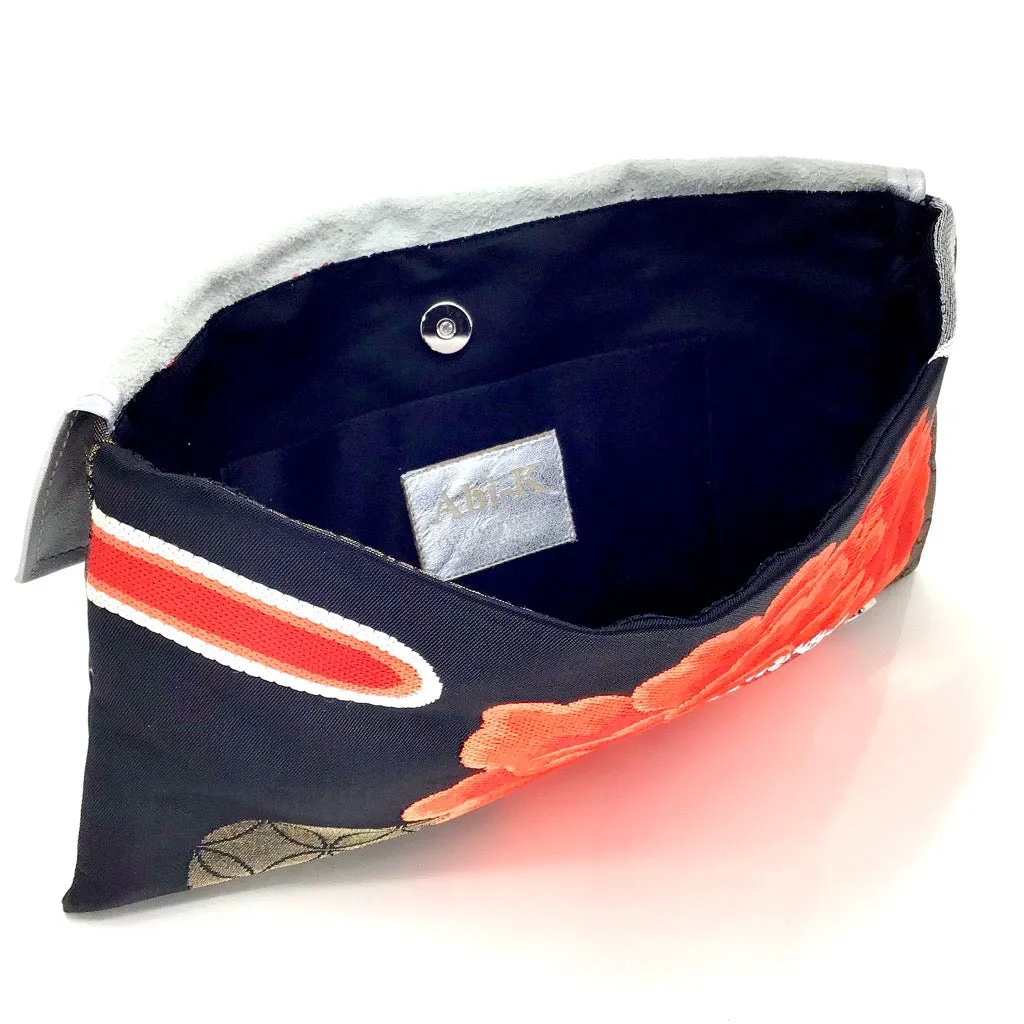 Anna Clutch ‘Red Flower & Silver’