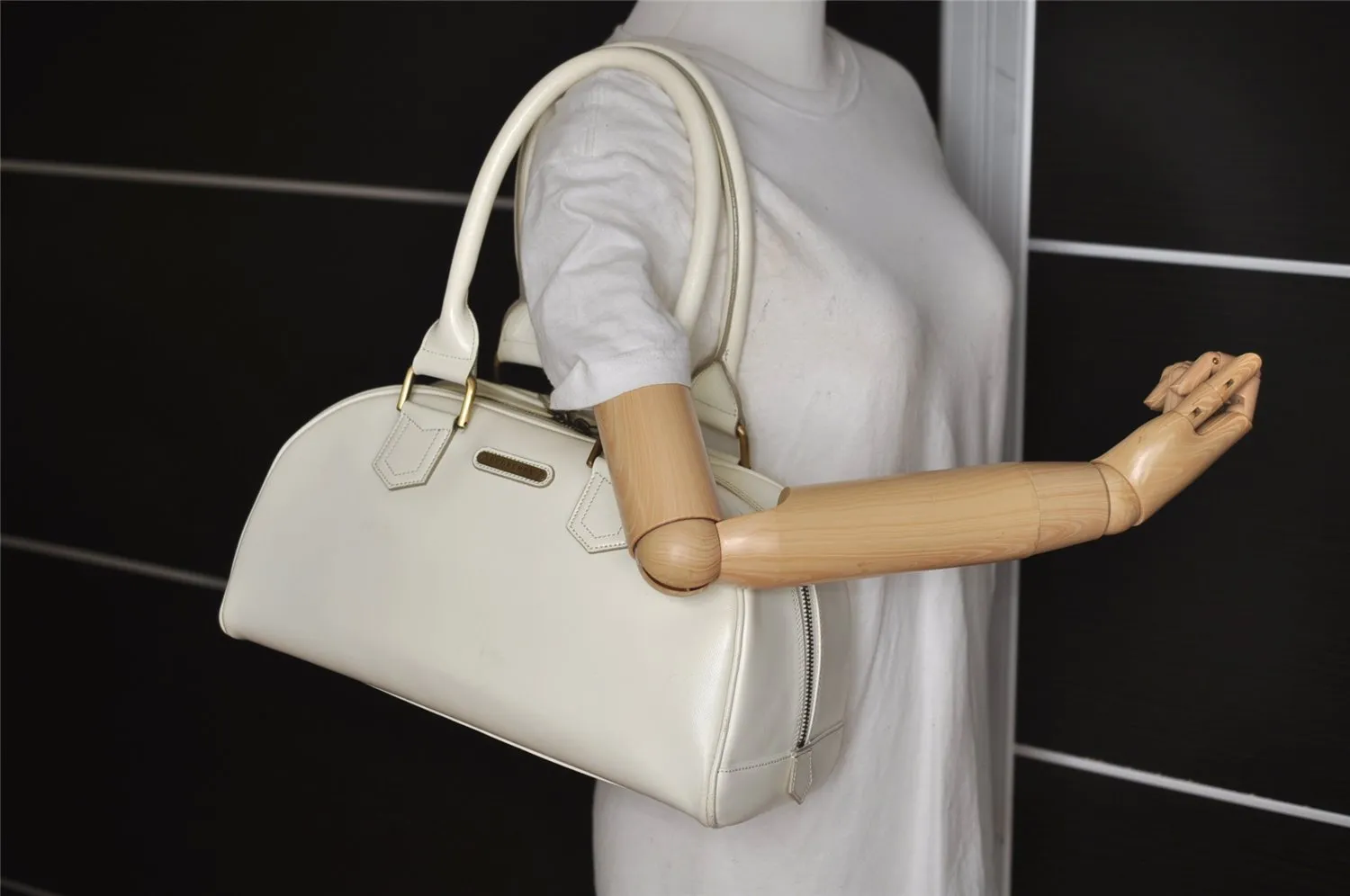 Authentic BURBERRY Vintage Leather Shoulder Hand Boston Bag White 4217I