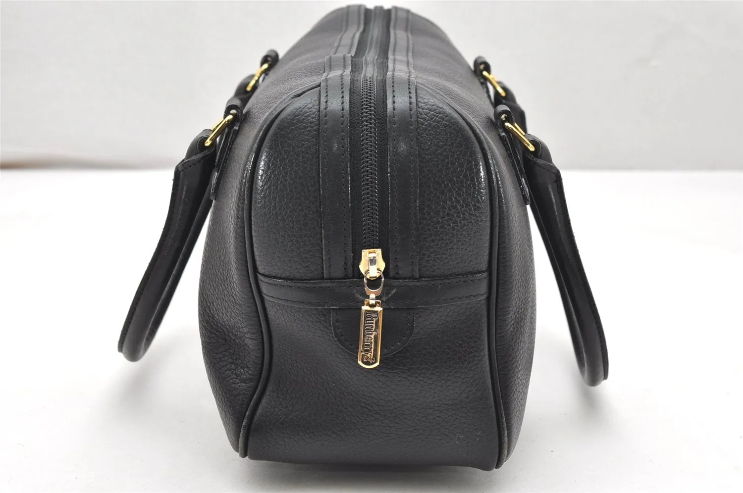Authentic Burberrys Vintage Leather Hand Boston Bag Purse Black 5442K