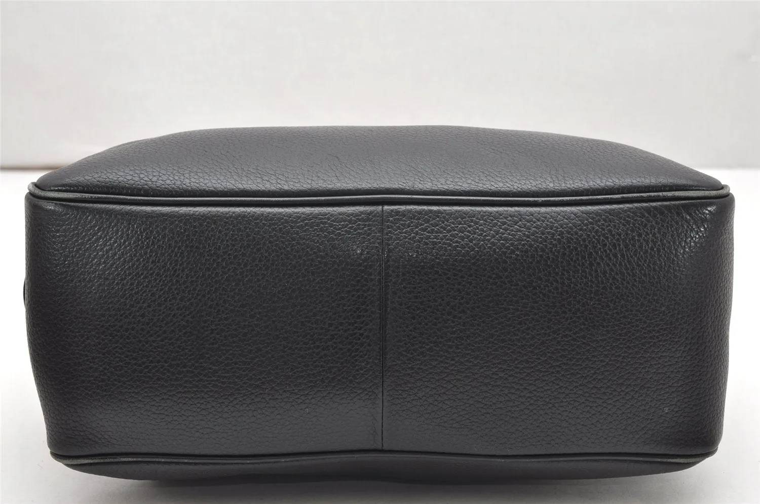 Authentic Burberrys Vintage Leather Hand Boston Bag Purse Black 5442K