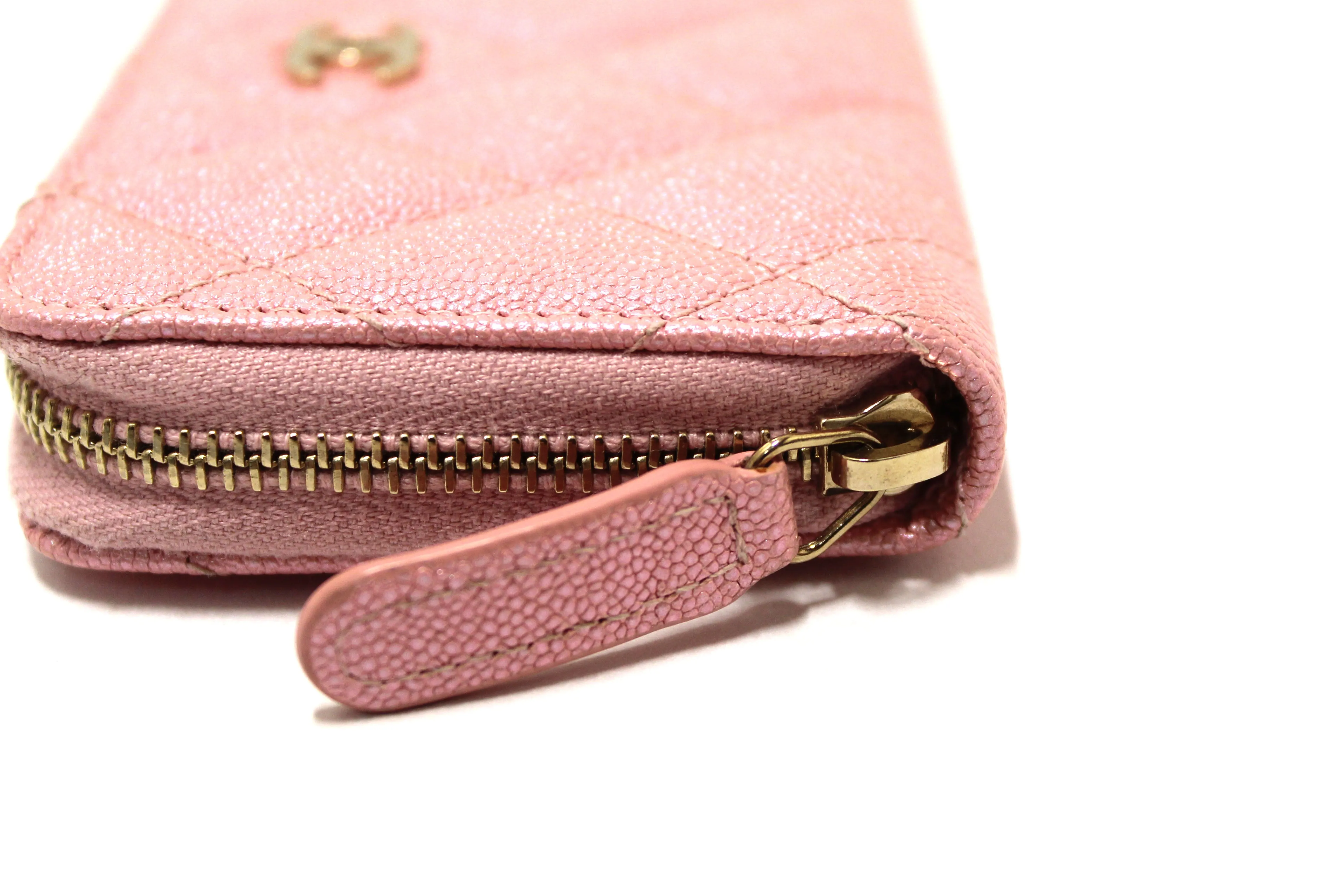 Authentic Chanel Iridescent Rose Pink Quilted Caviar Leather Classic Zipped Coin Purse