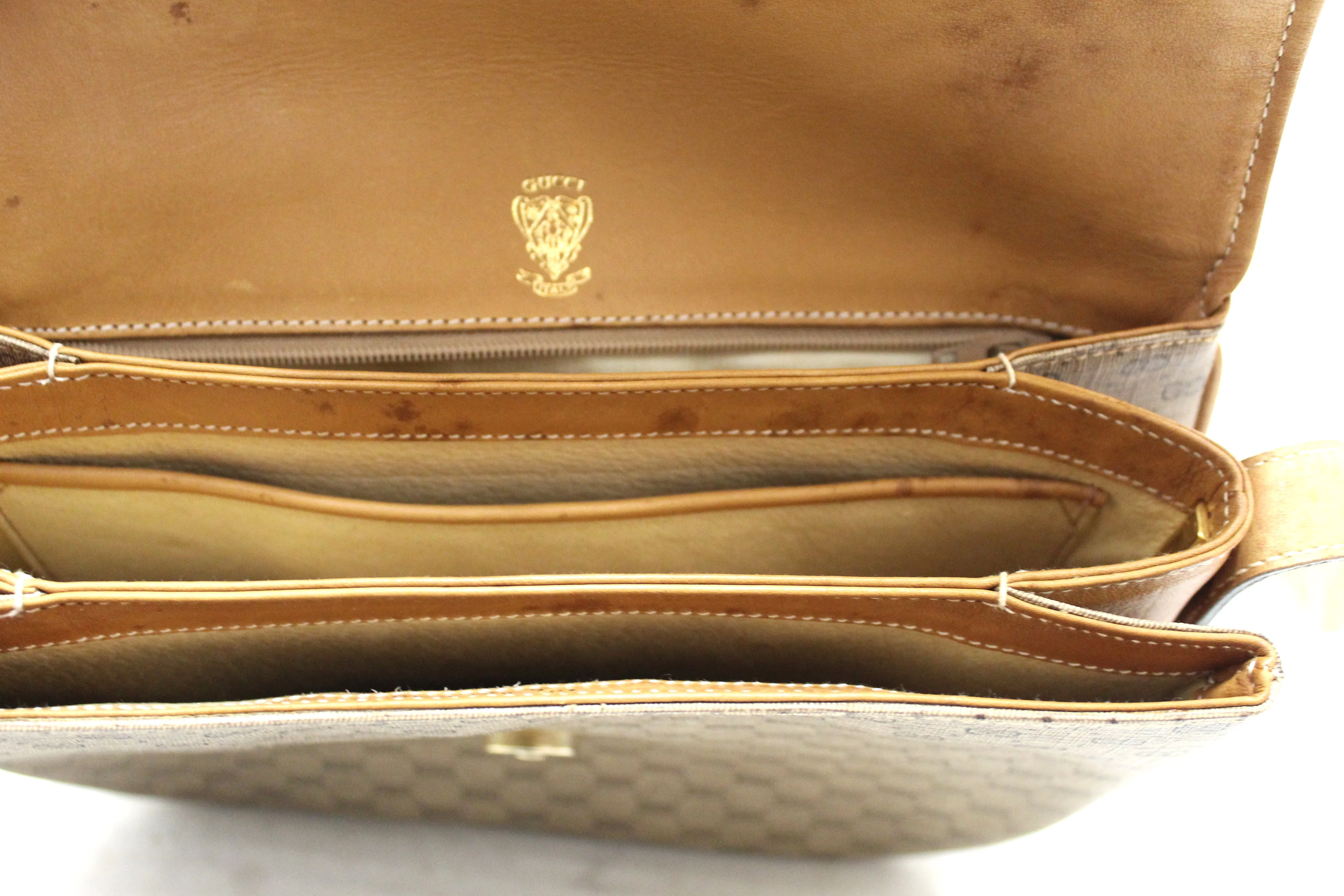 Authentic Gucci Vintage Brown GG Guccissima Canvas Crossbody Messenger Bag