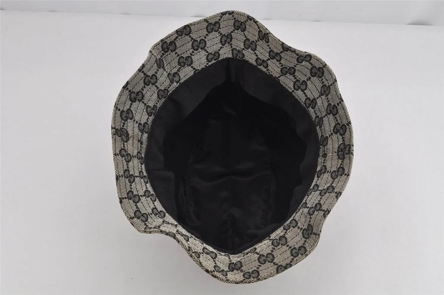 Authentic GUCCI Vintage Bucket Hat GG Canvas Leather Size L Black 0180K