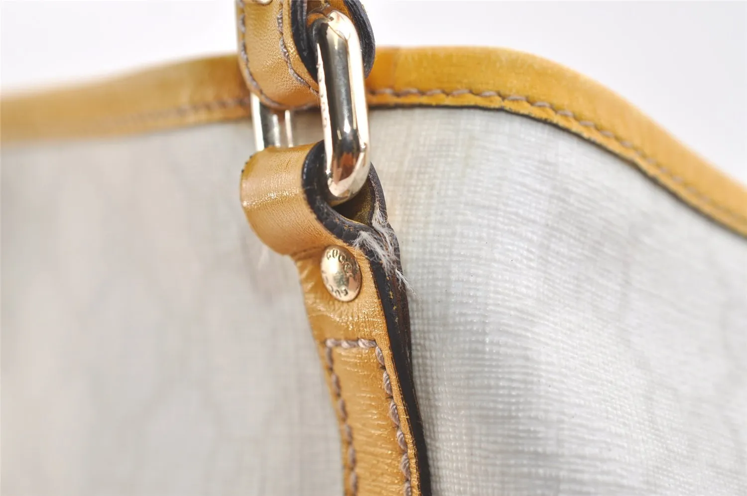 Authentic GUCCI Vintage Shoulder Tote Bag GG PVC Leather 197953 White 2767K