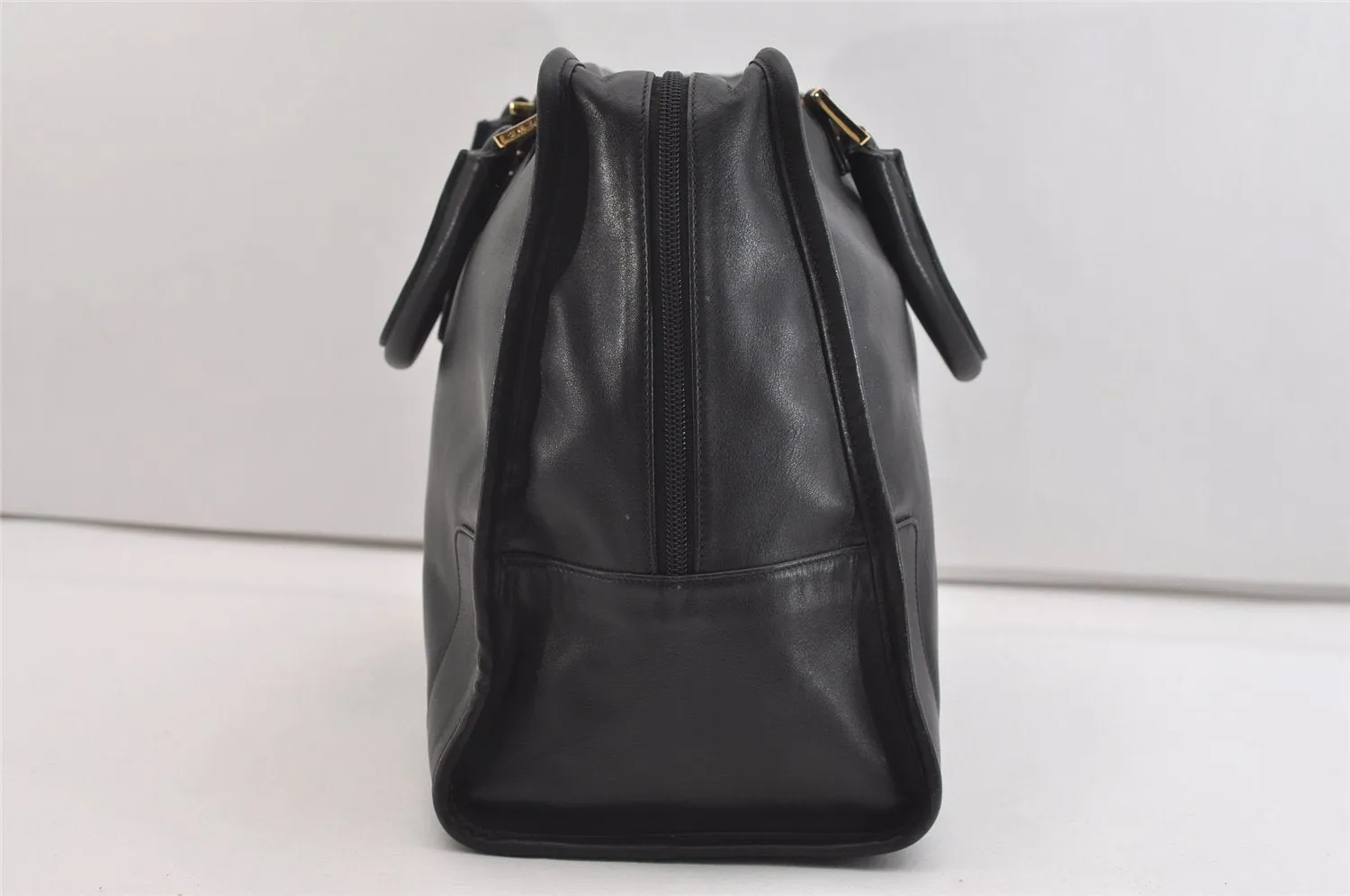 Authentic LOEWE Vintage Amazona 40 Hand Boston Bag Leather Black 5467J