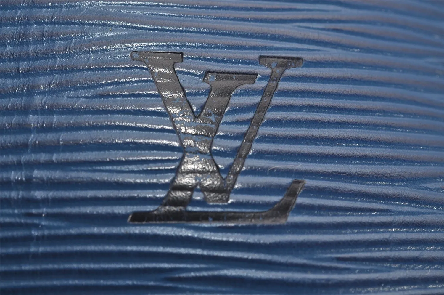 Authentic Louis Vuitton Epi Keepall 45 Boston Travel Bag Blue M42975 LV 8871J