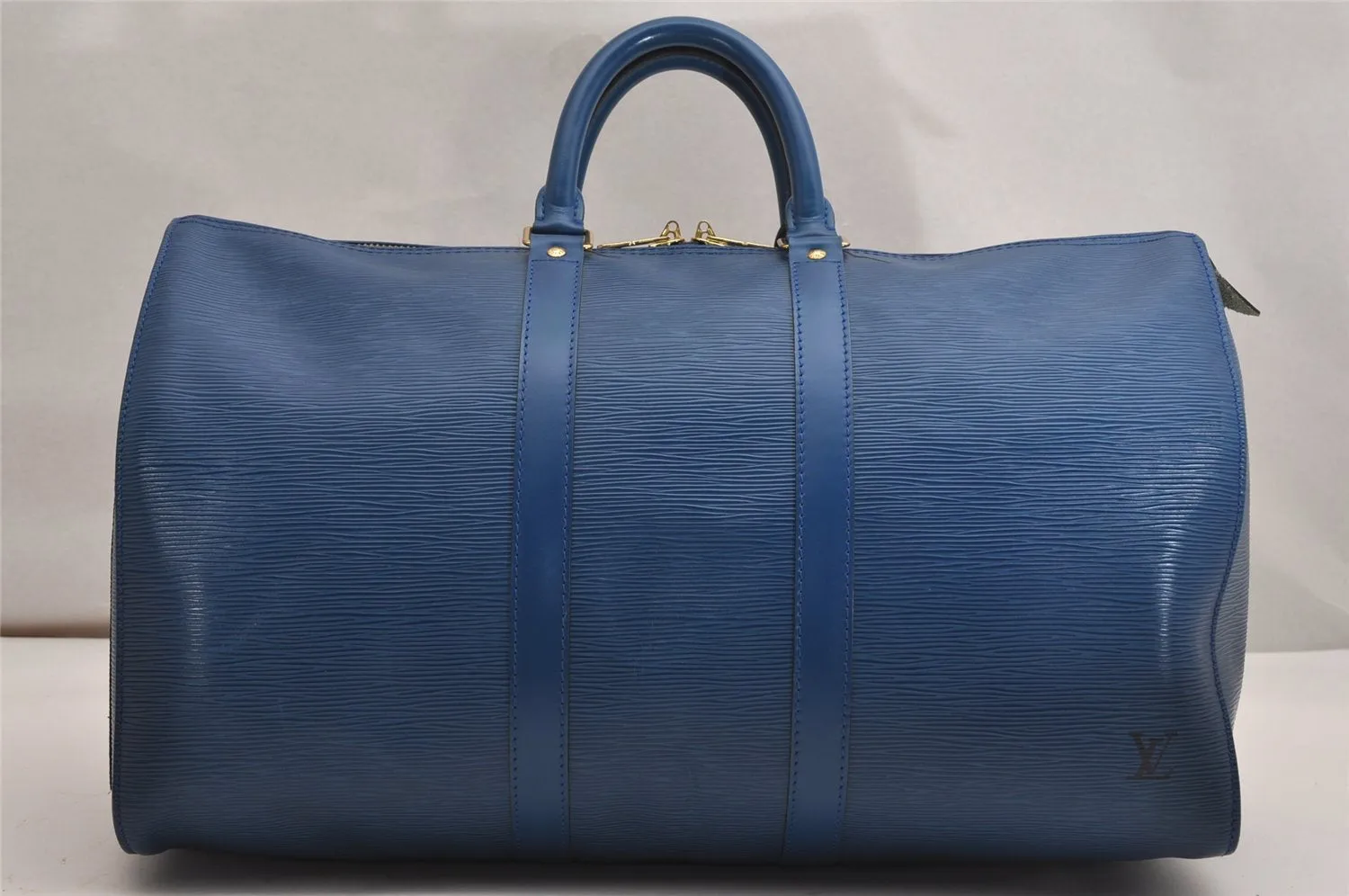 Authentic Louis Vuitton Epi Keepall 45 Boston Travel Bag Blue M42975 LV 8871J