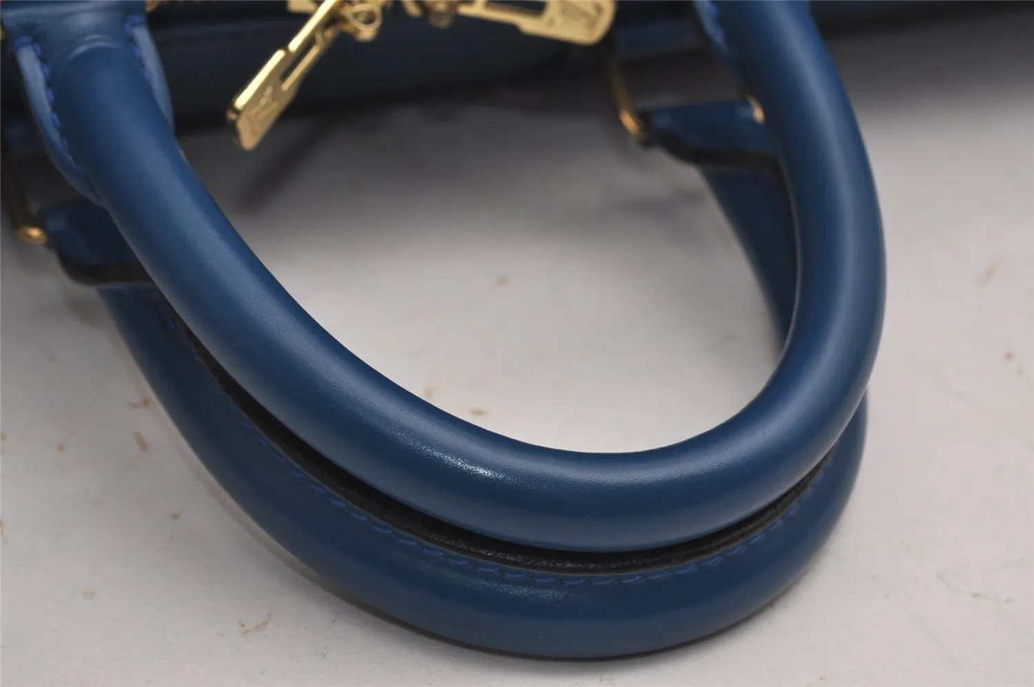 Authentic Louis Vuitton Epi Keepall 45 Boston Travel Bag Blue M42975 LV 8871J