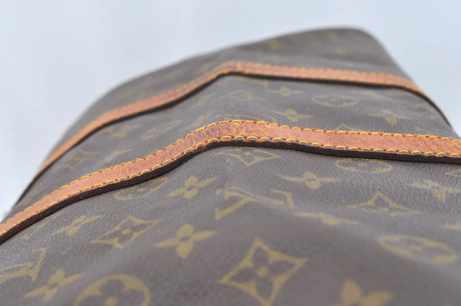 Authentic Louis Vuitton Monogram Keepall 45 Travel Boston Bag Old Model LV K5623