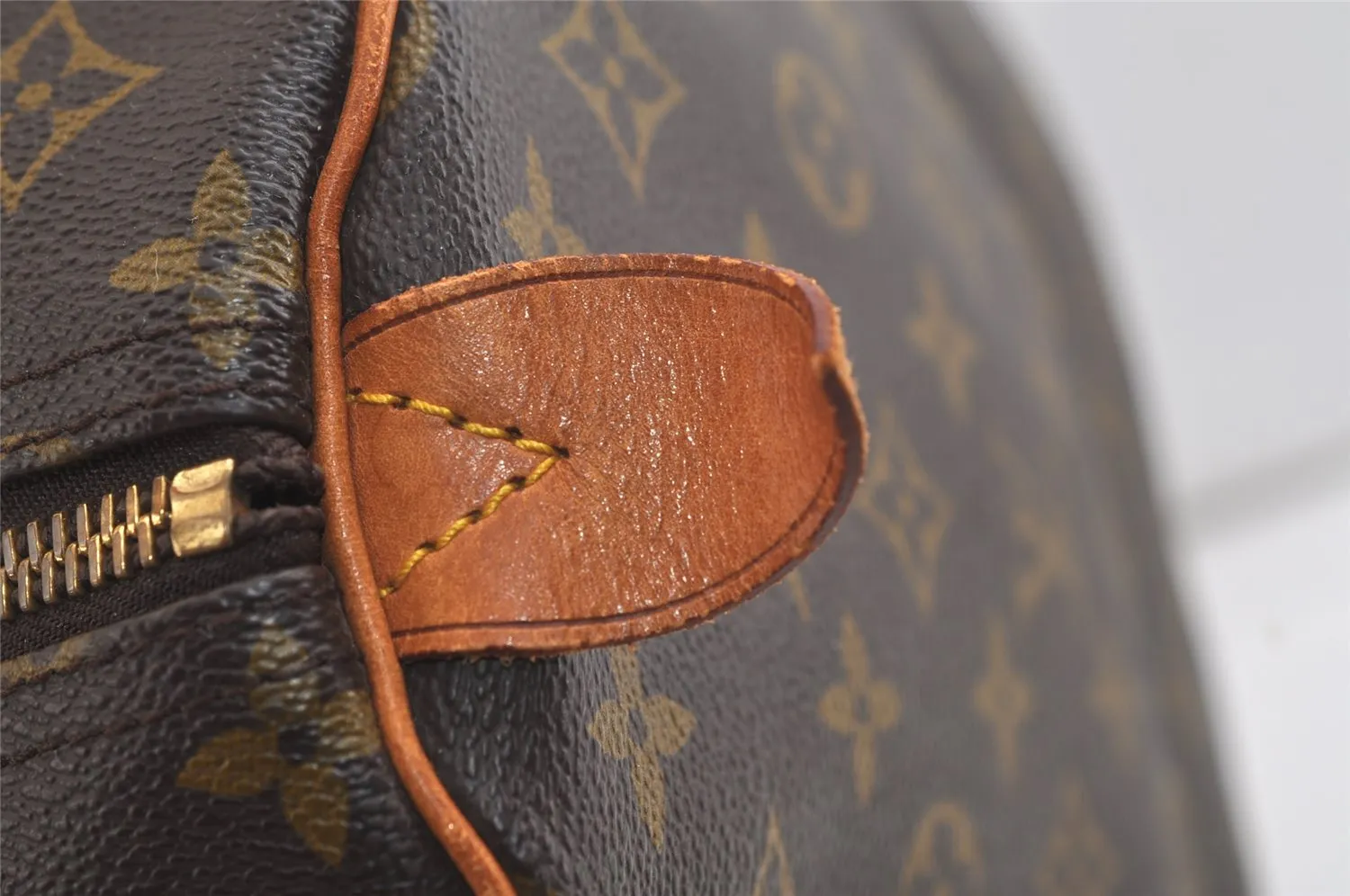 Authentic Louis Vuitton Monogram Keepall 60 Travel Boston Bag M41422 LV 5012K