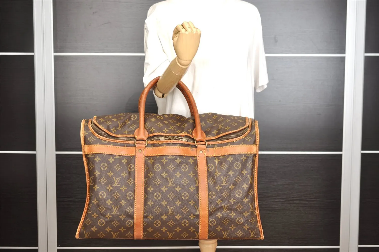 Authentic Louis Vuitton Monogram Sac Chaussures 55 Boston Bag M41922 LV 9709I
