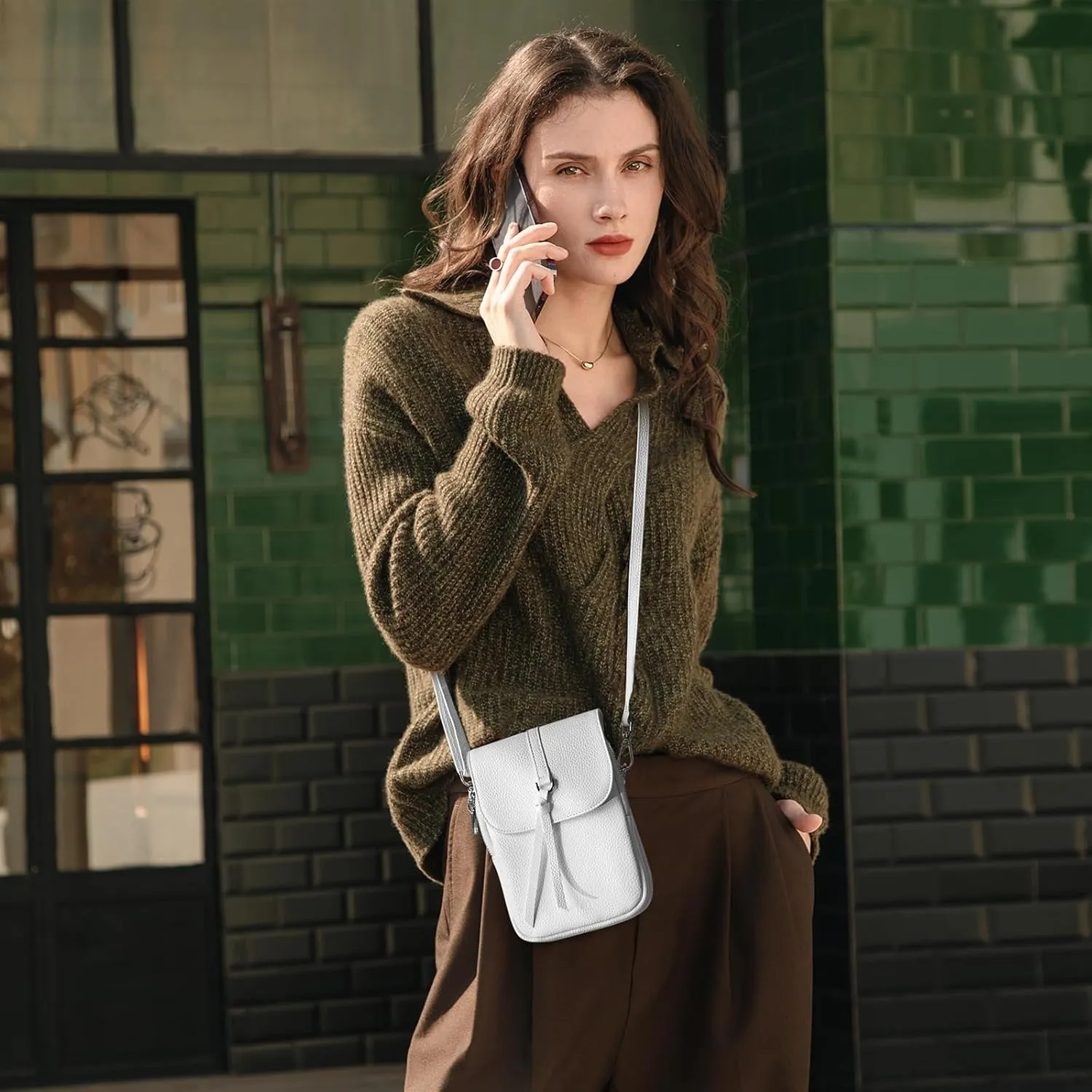 befen Genuine Leather Small Crossbody Bags for Women, Multi Pocket Cell Phone Crossbody Purse with RFID Blocking Card Slots