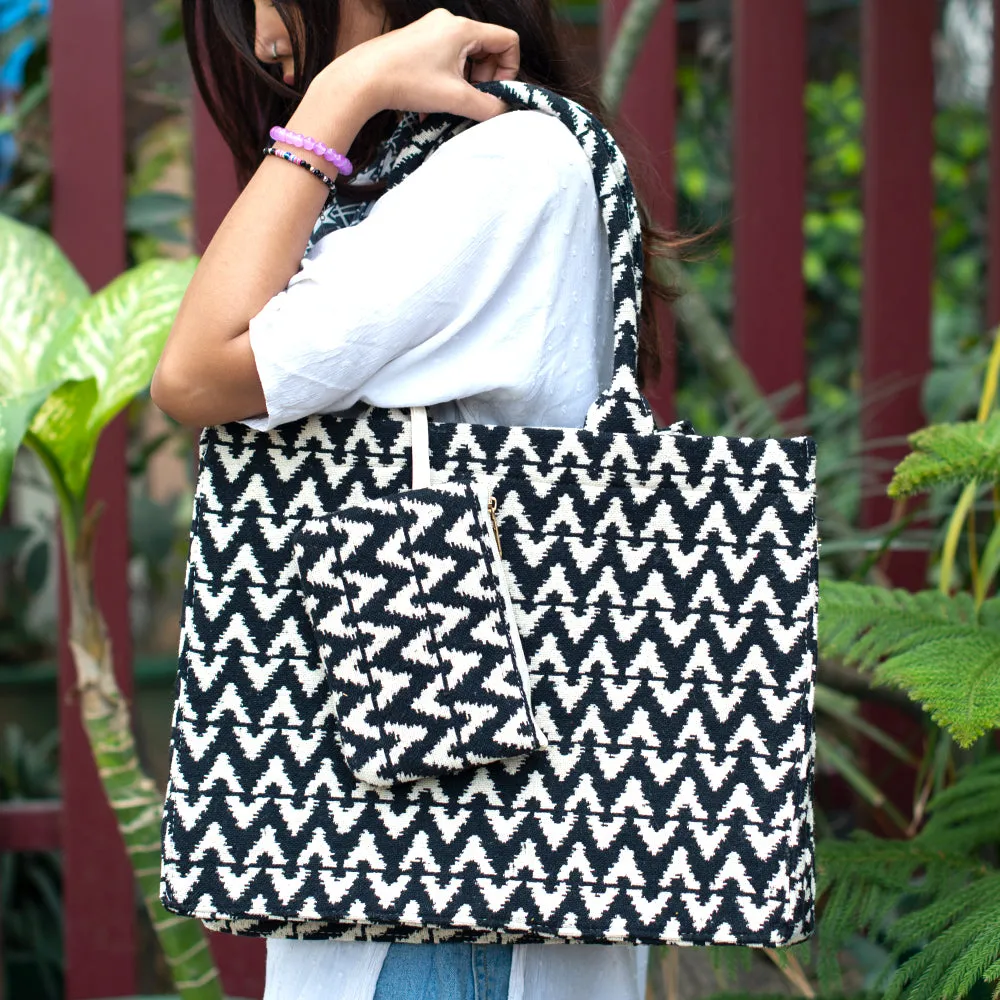 Black And White Zigzag Style Tote bag
