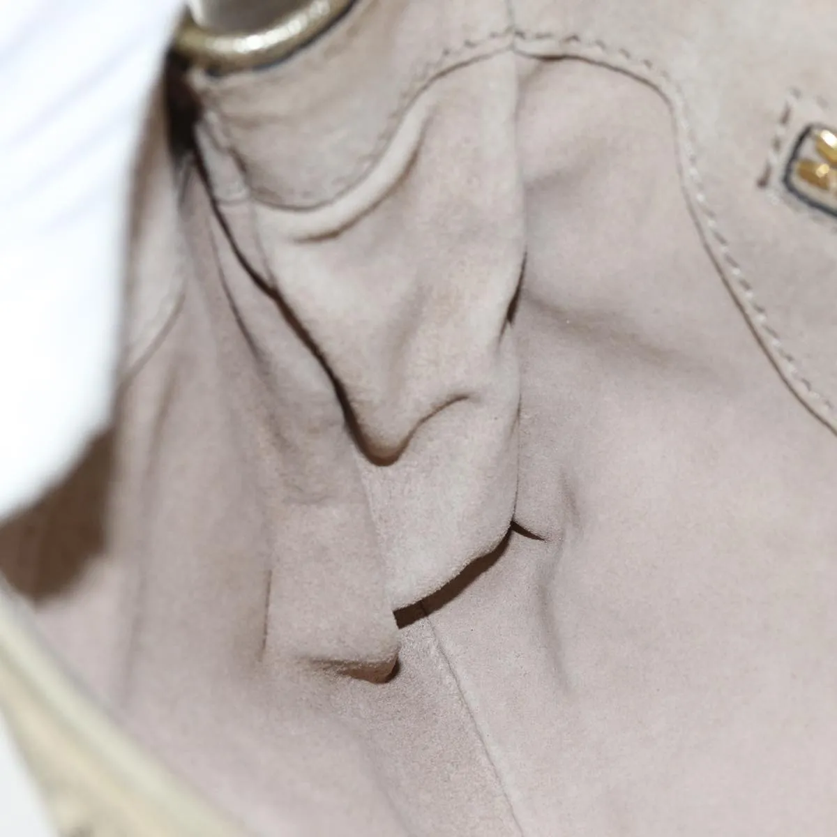 BURBERRY Chain Shoulder Bag Leather Gold Auth 74996