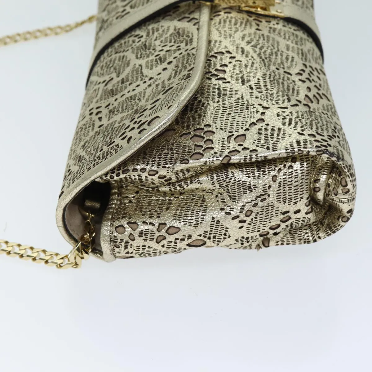 BURBERRY Chain Shoulder Bag Leather Gold Auth 74996
