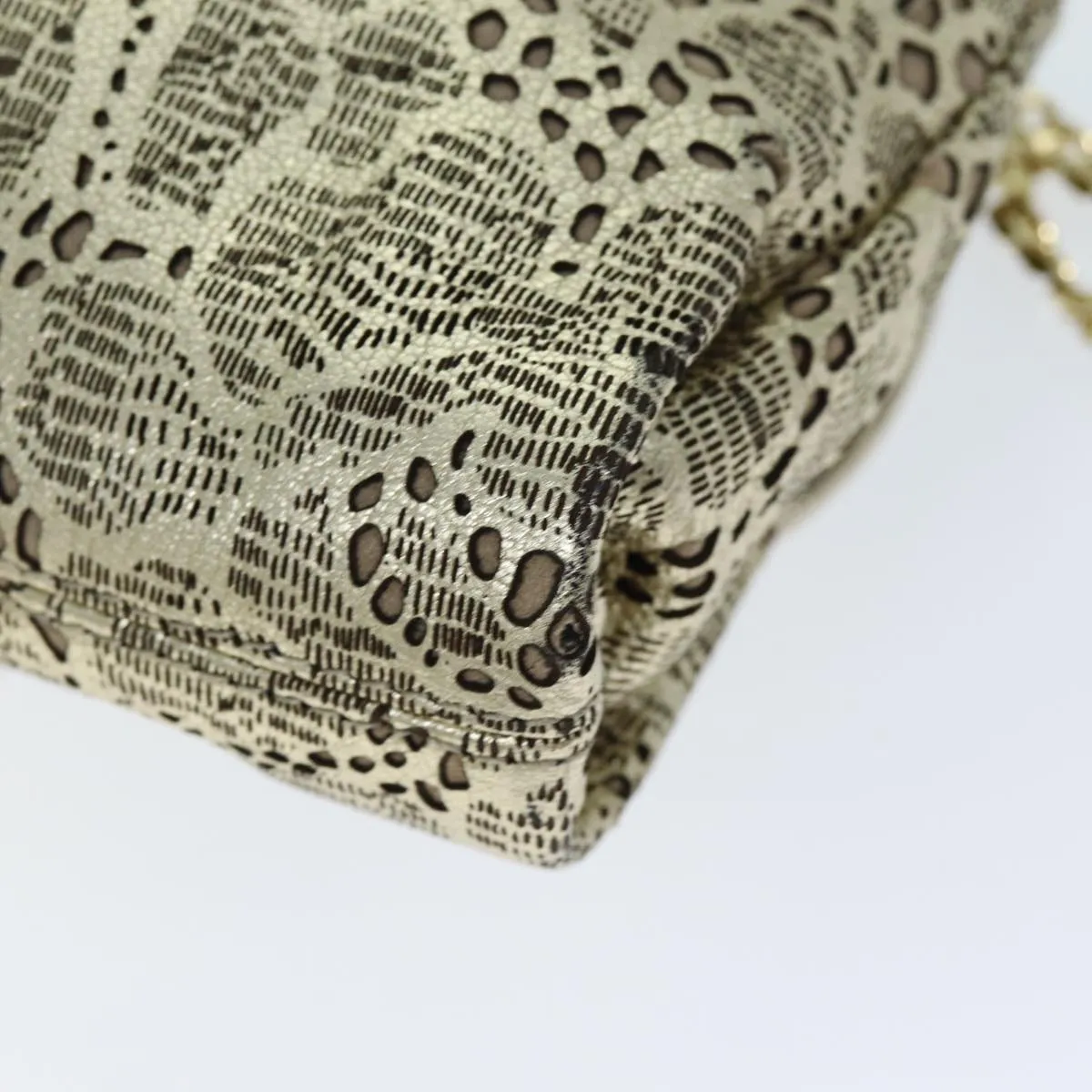 BURBERRY Chain Shoulder Bag Leather Gold Auth 74996