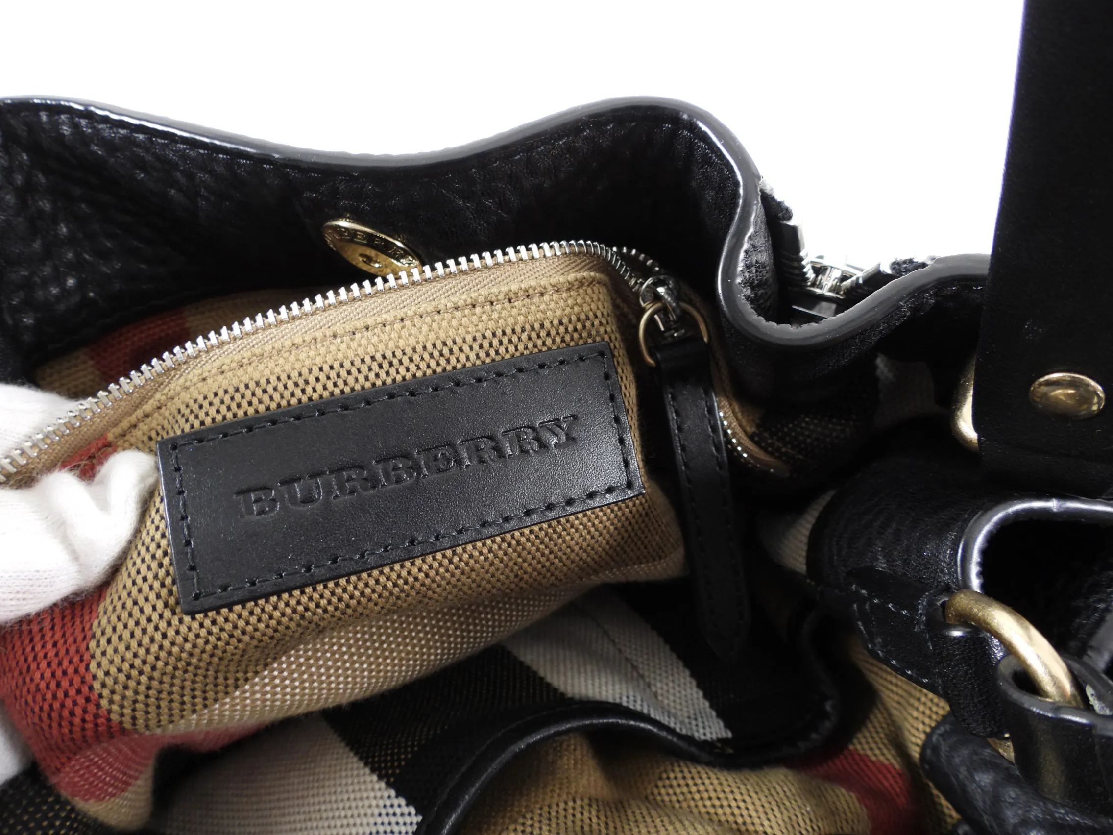 Burberry Small Maidstone Brit Grained Zipper Shoulder Bag