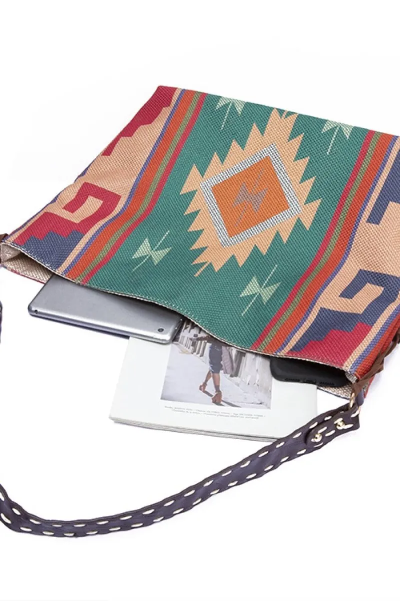 Canvas Tote Bag: The Perfect Blend of Style