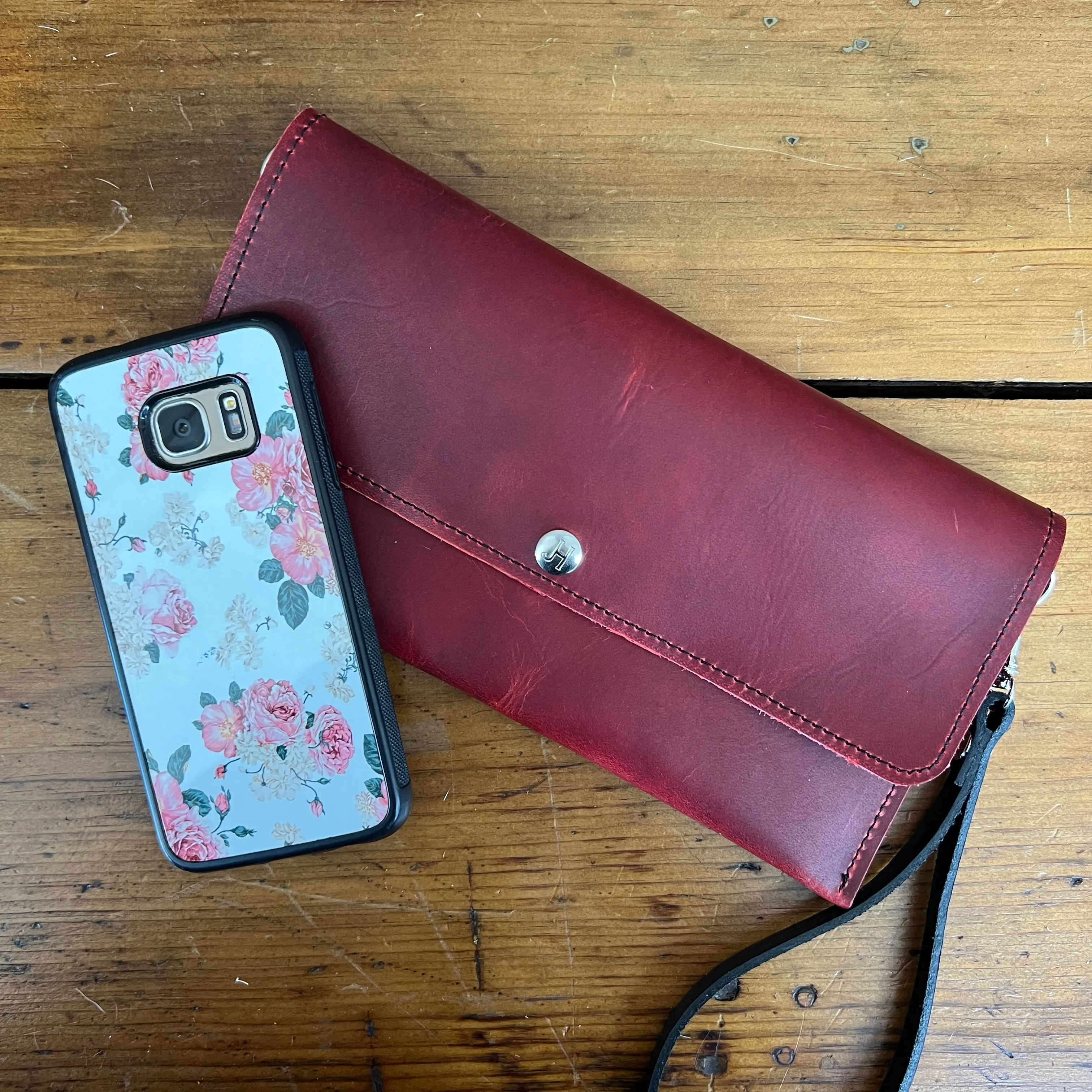 Carly Clutch - Charger Red