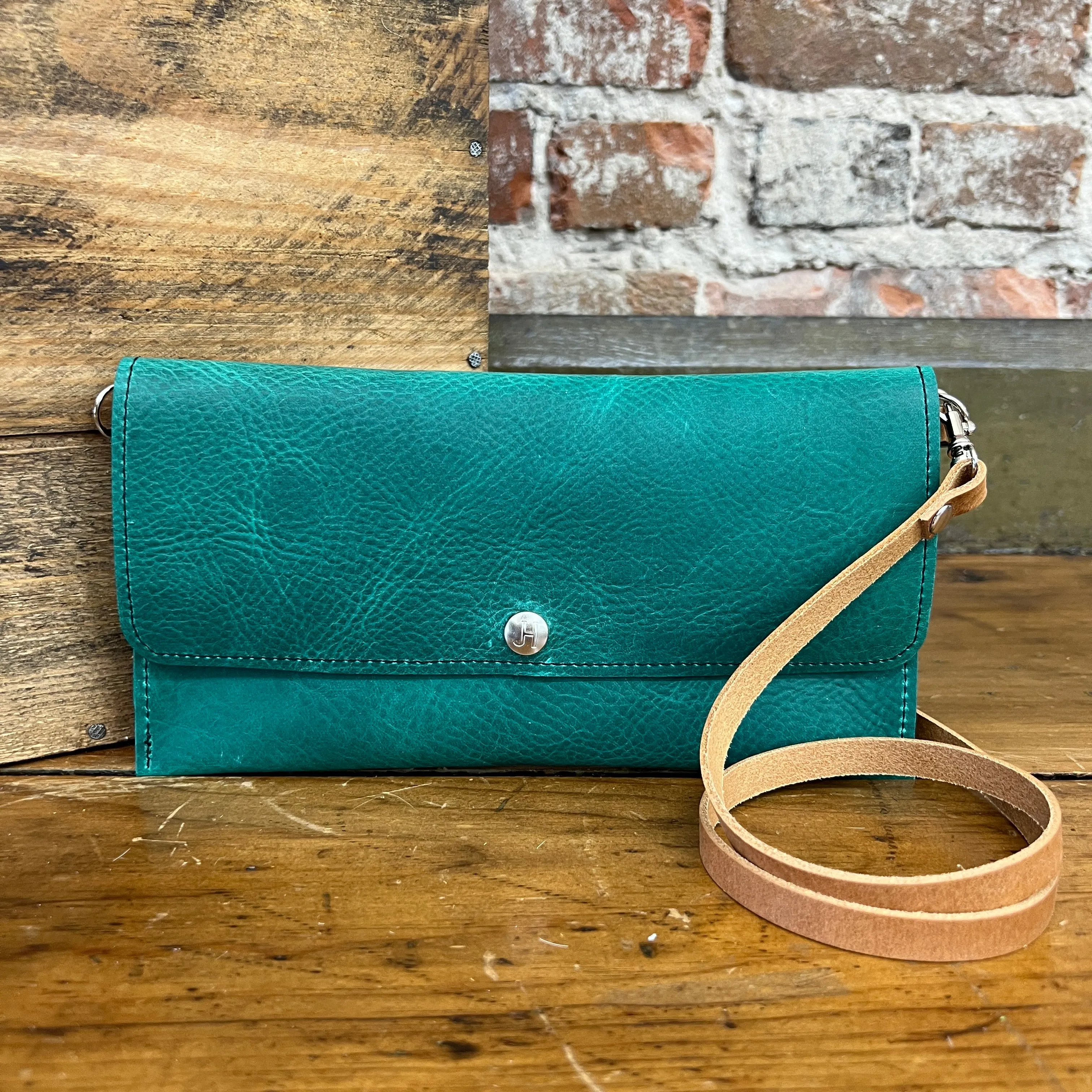 Carly Clutch - Mediterranean
