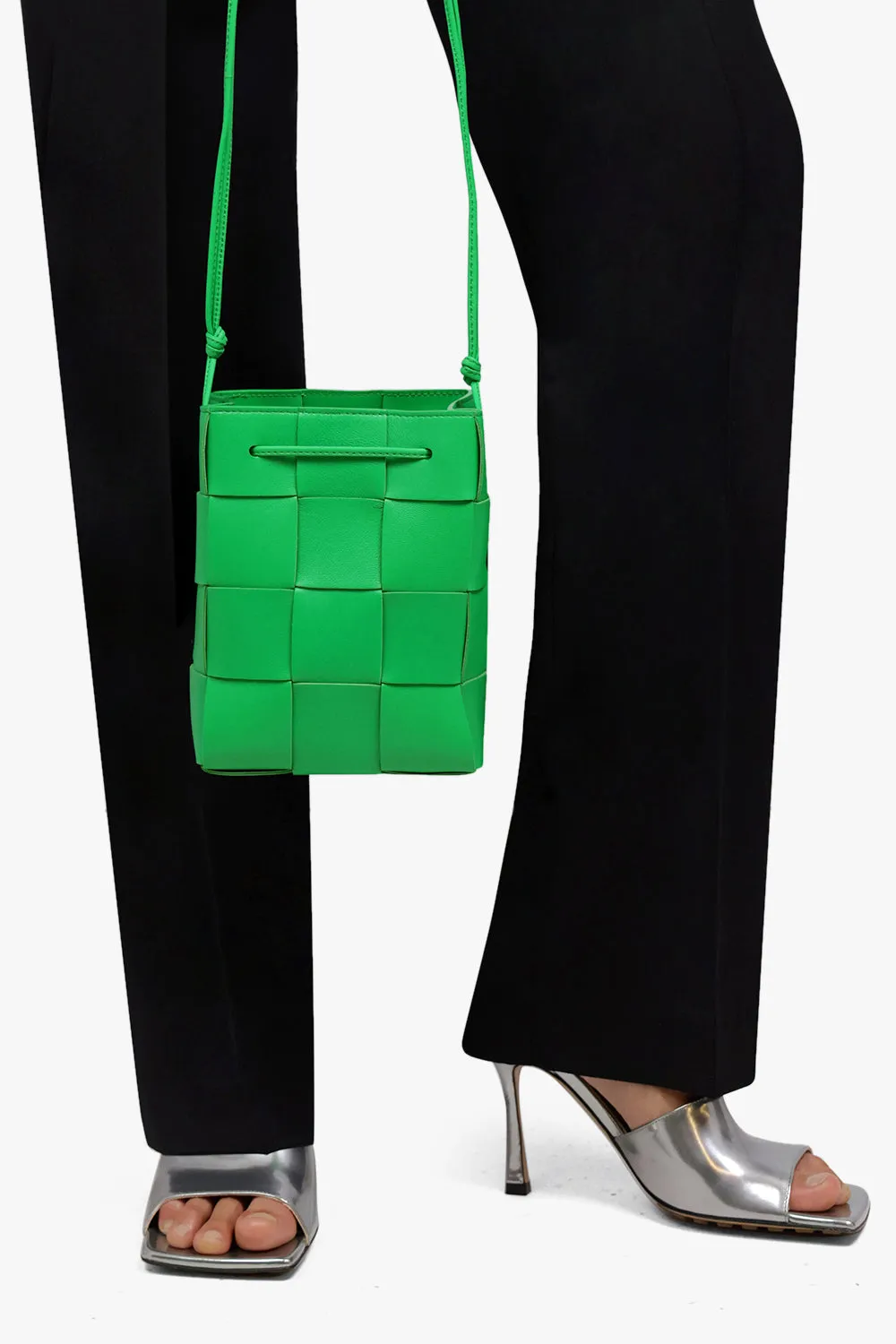CASSETTE MINI BUCKET BAG | PARAKEET/GOLD