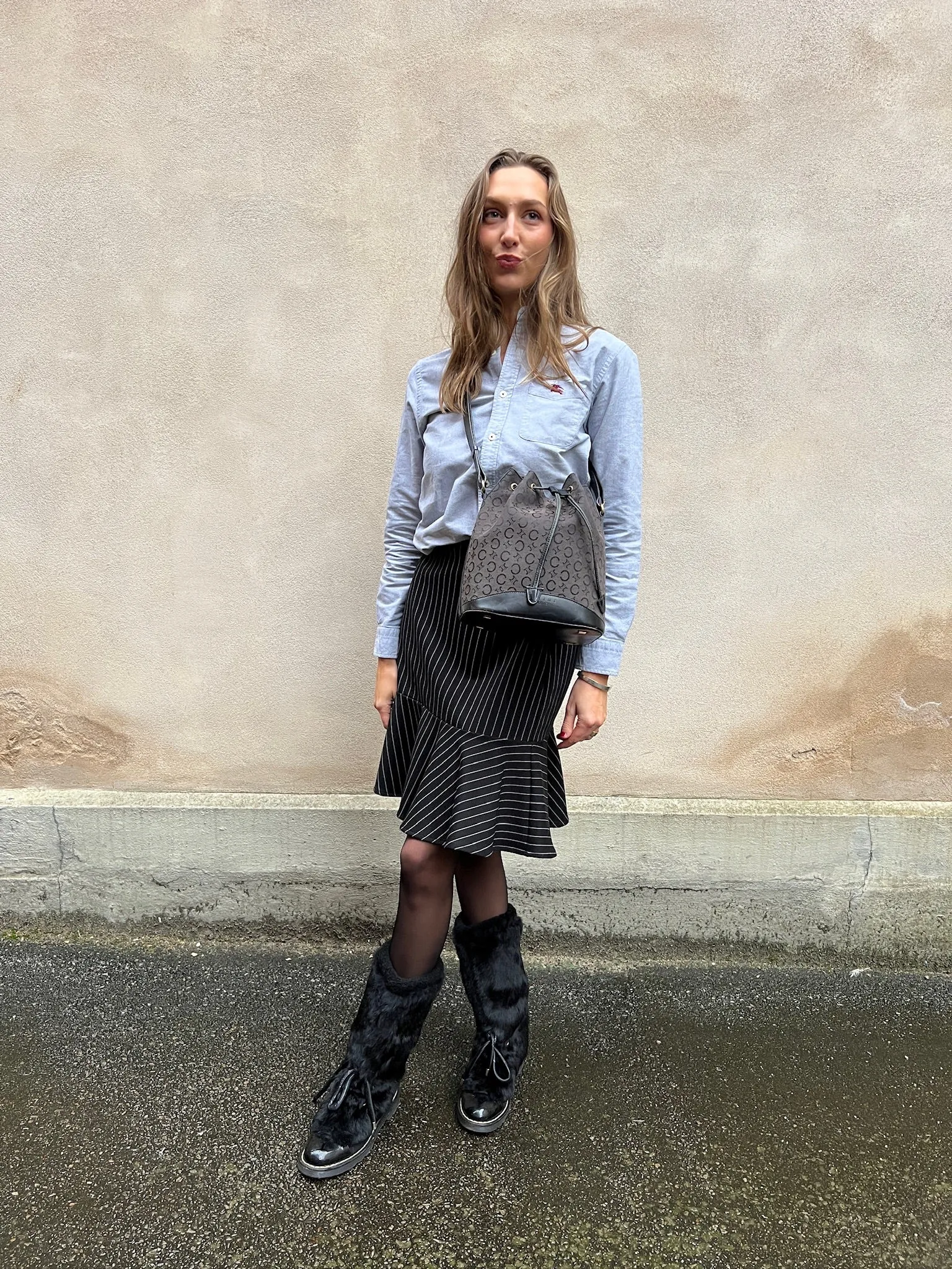 Celine vintage triumph black bucket bag