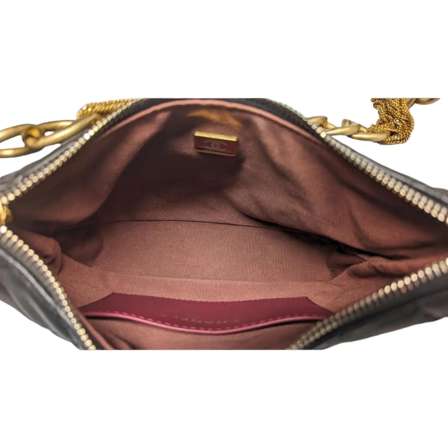 Chanel 23A Lambskin Quilted CC Chain Hobo Black