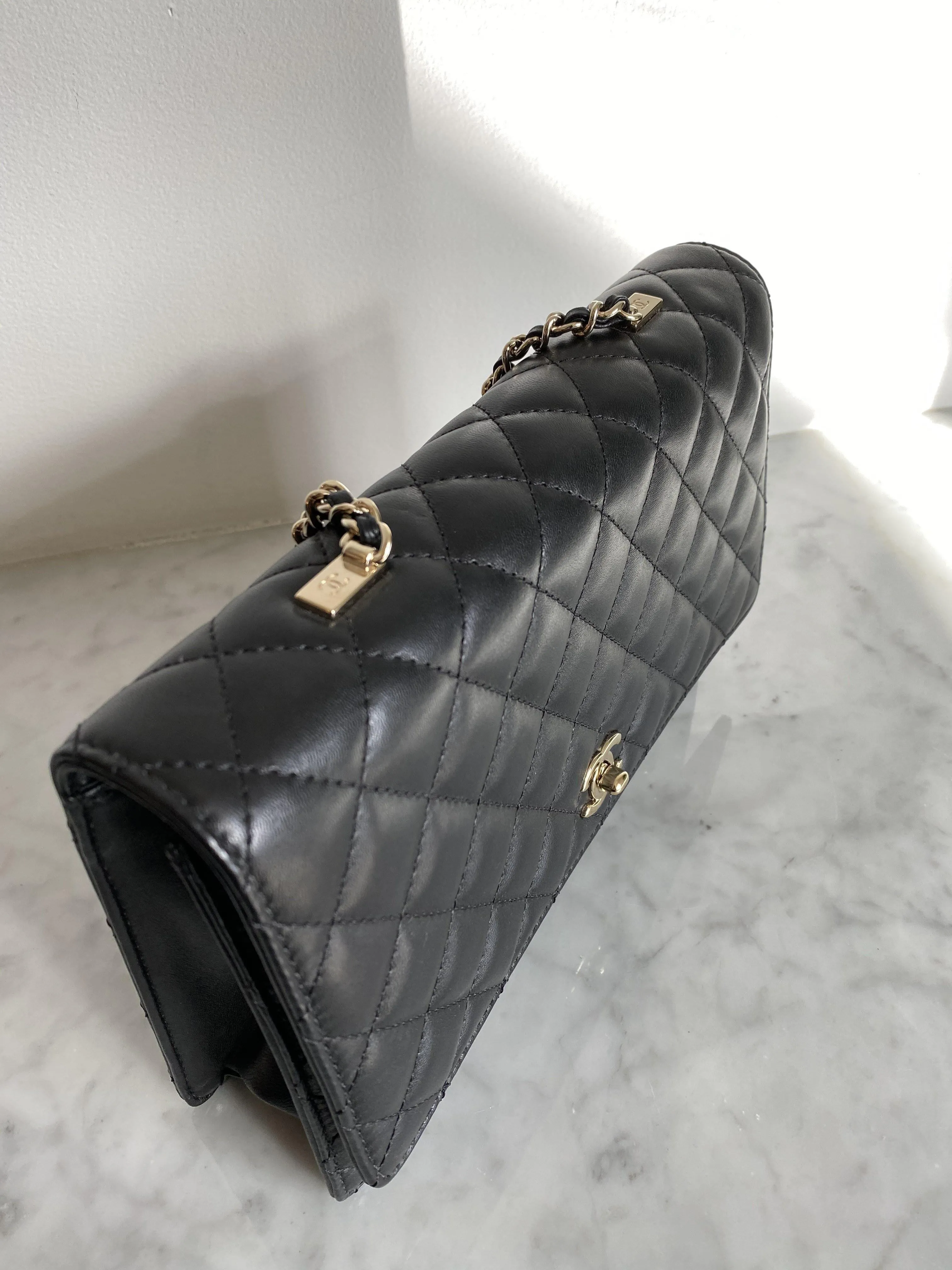 Chanel Black Lambskin Flap bag Pearl Chain