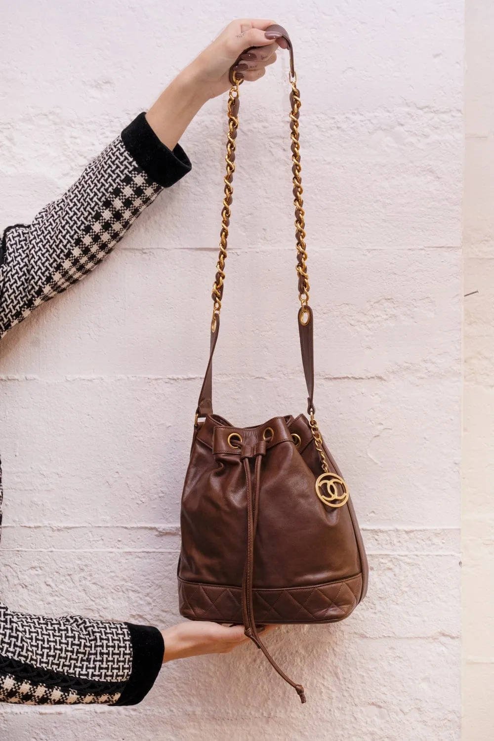 Chanel Brown Lambskin Bucket Bag GHW  - AGL1601