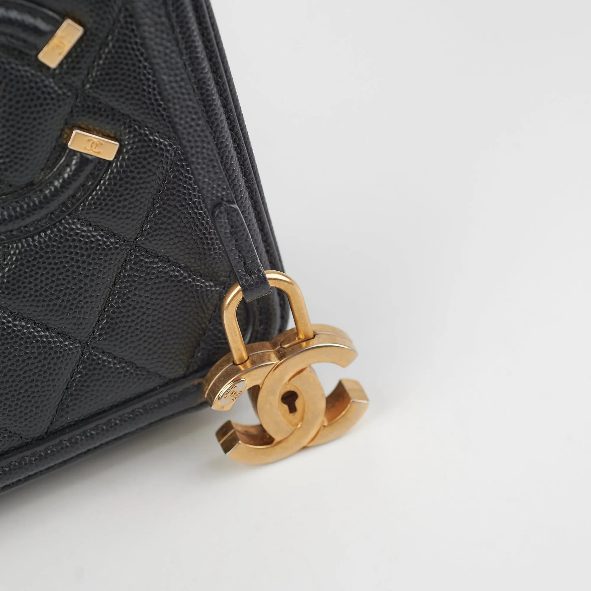Chanel Caviar CC Filigree Vertical Vanity Case Bag Black