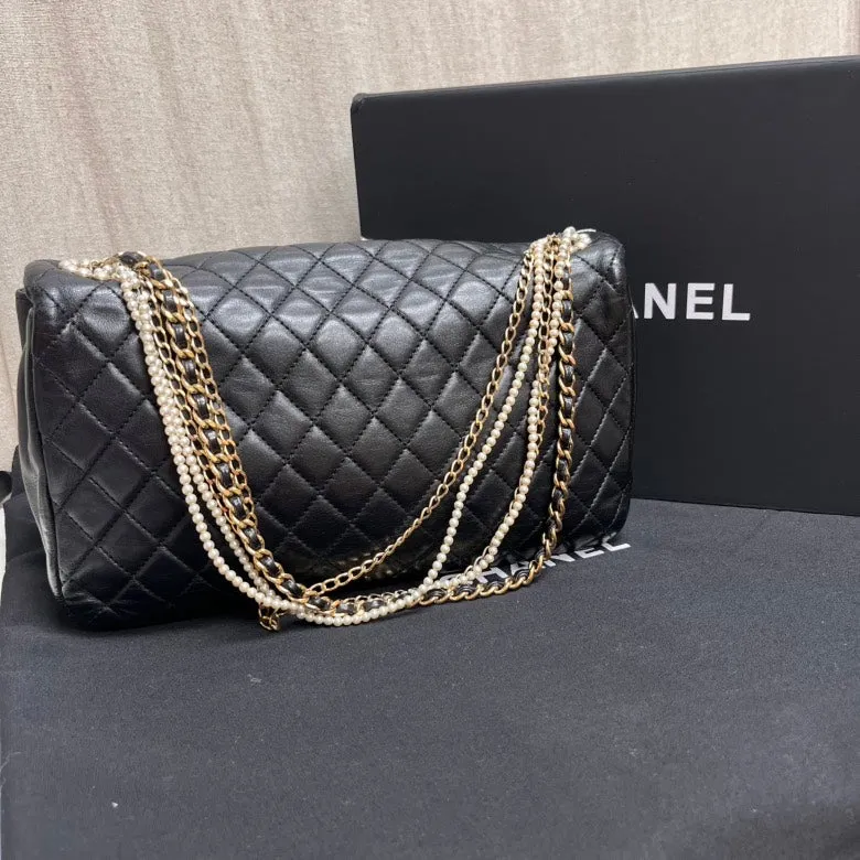 Chanel Classic Black Quilted Leather Shoulder Bag