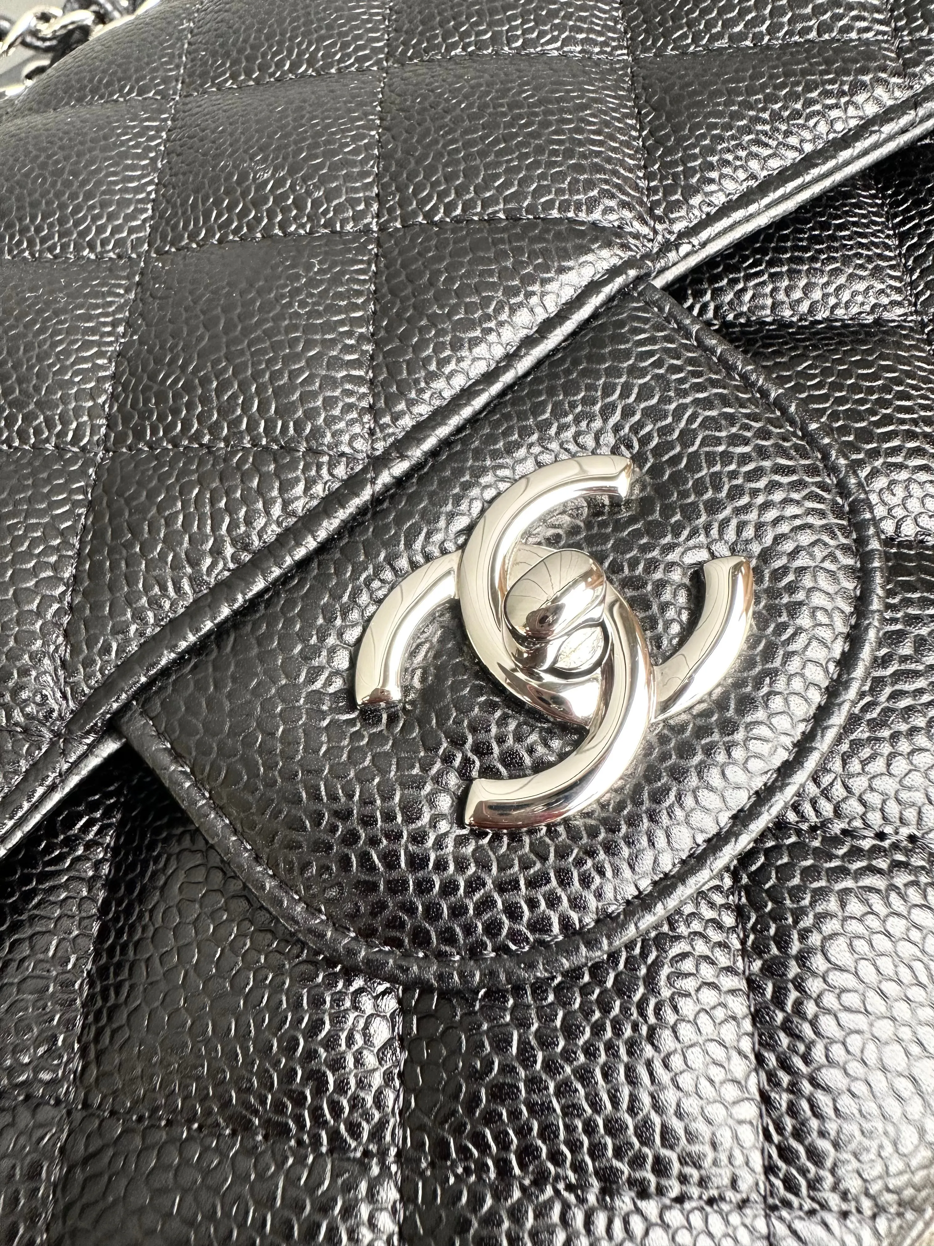 CHANEL Classic Jumbo Double Flap Bag in SHW