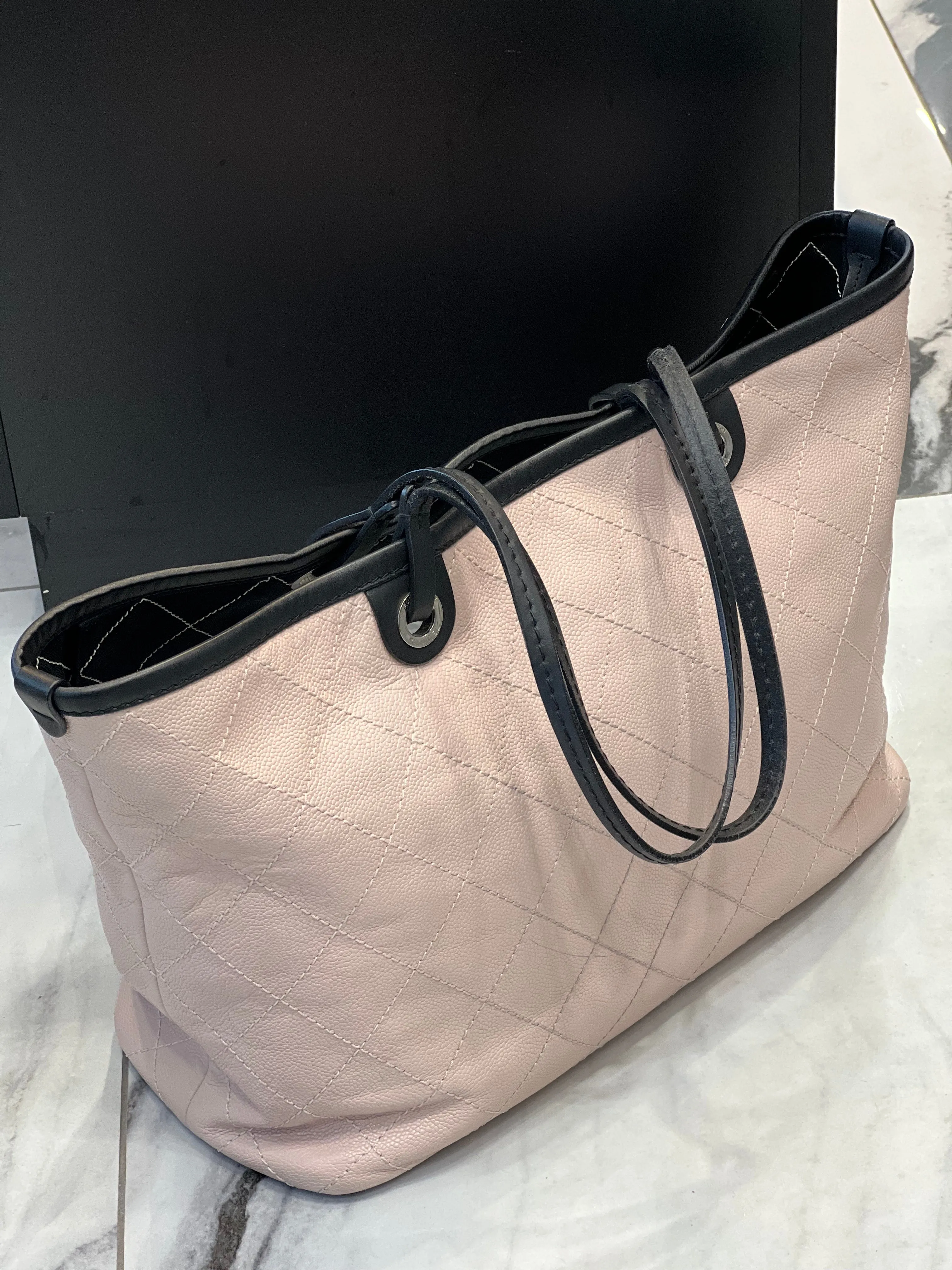 CHANEL FEVER CAVIAR QUILTED TOTE BAG