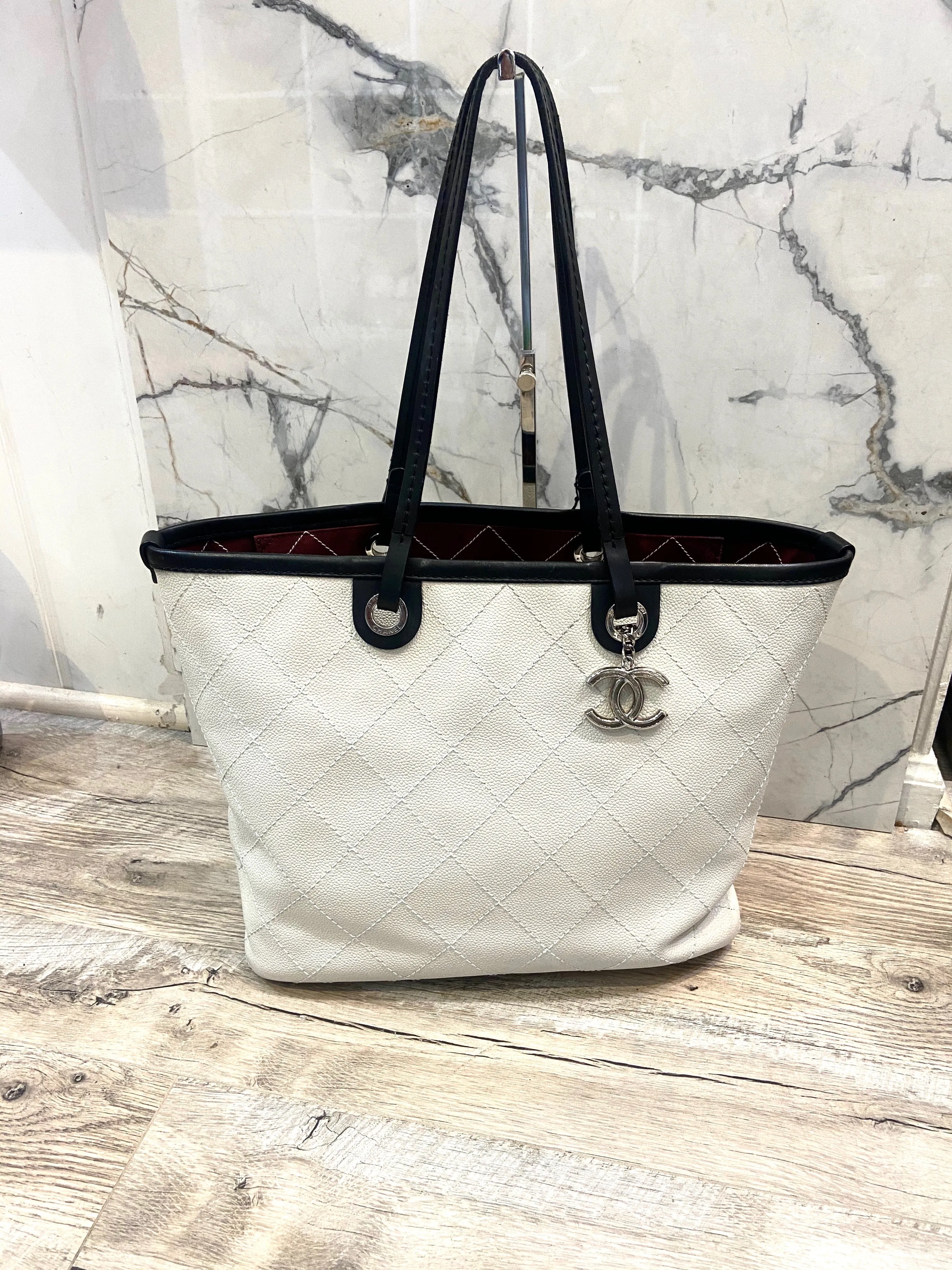 CHANEL QUILTED CAVIAR FEVER TOTE BAG