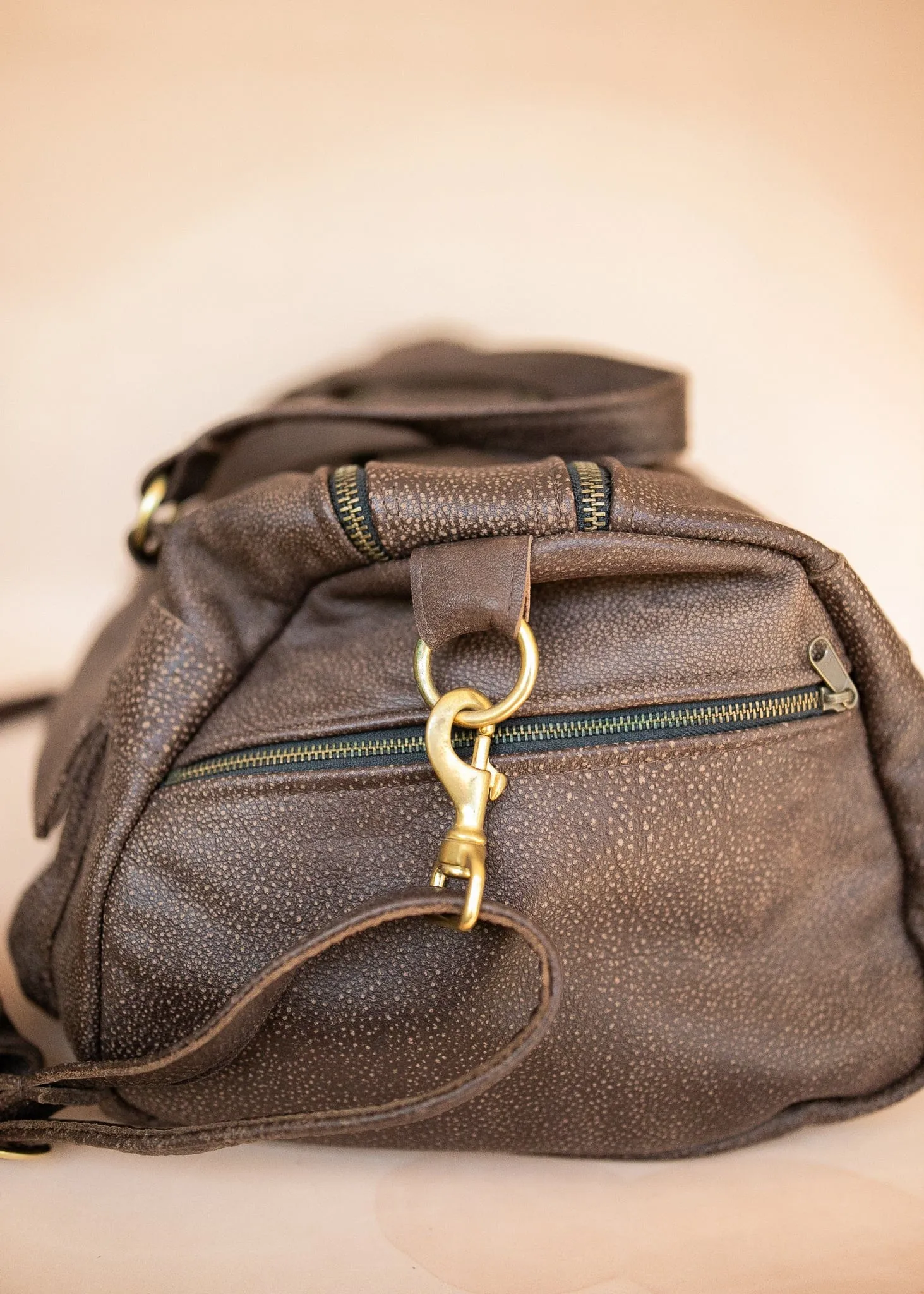 Classic Overnight Travel Bag - Cowhide - Mottle Brown