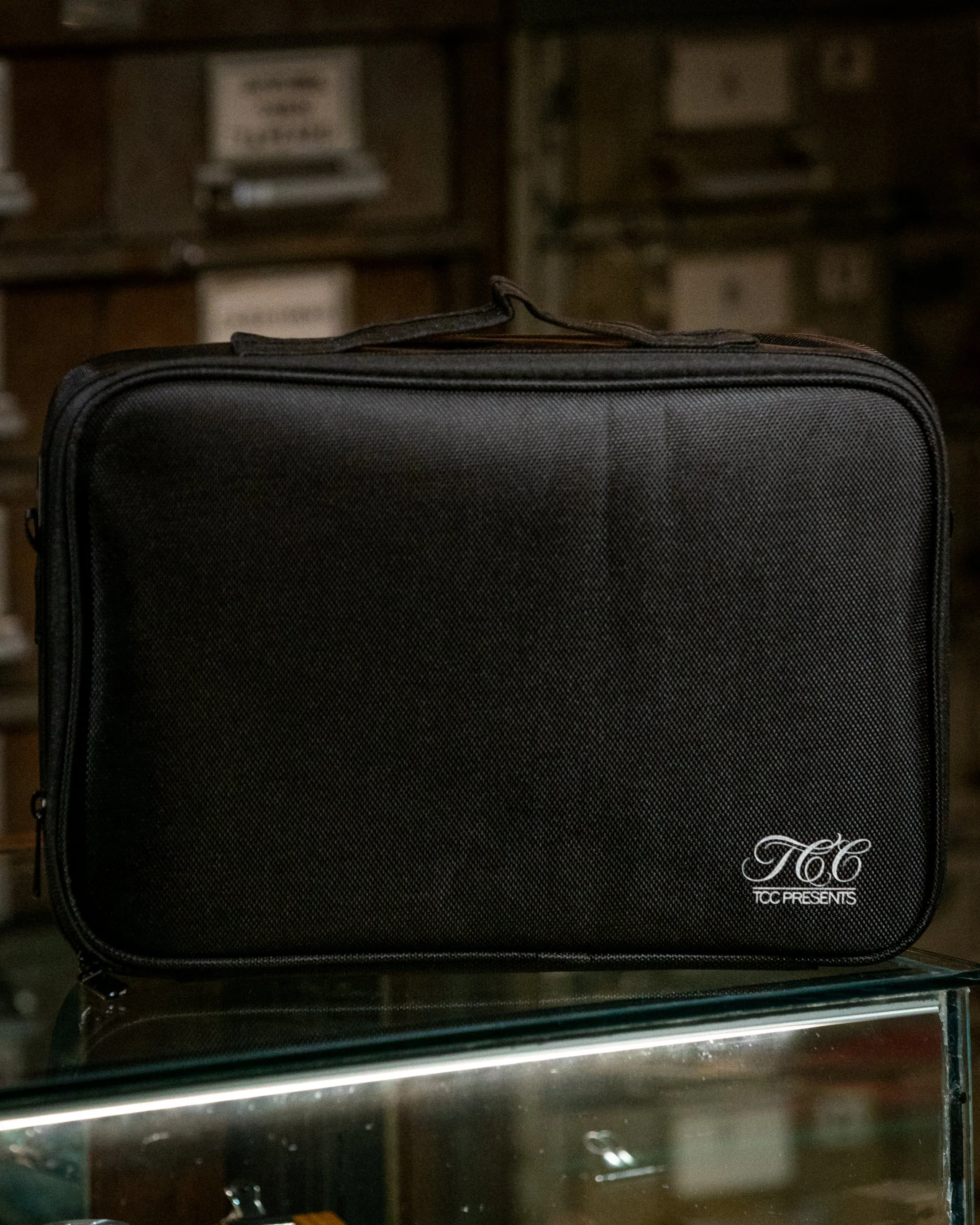 Close-Up Bag