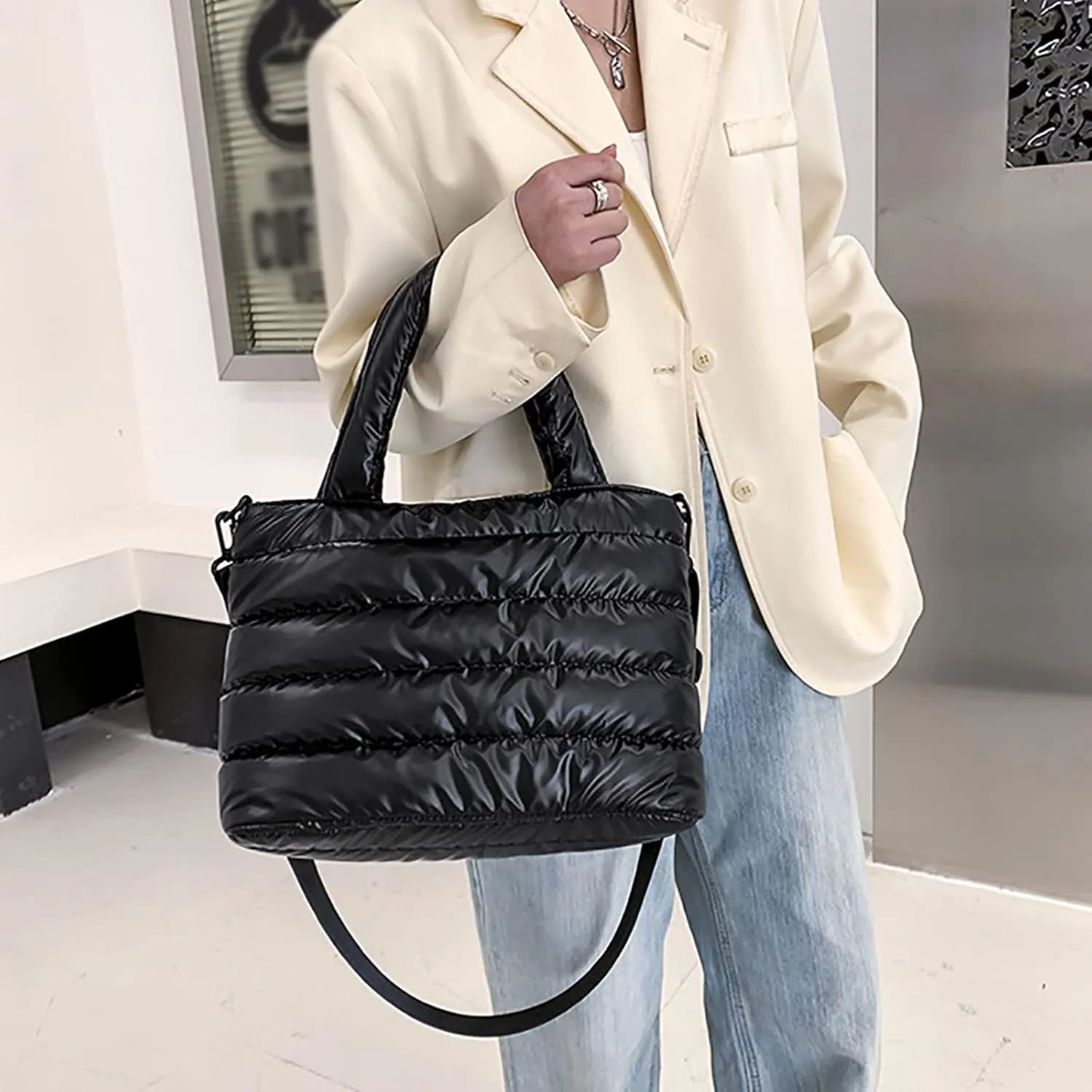 Cross Body Bag For Woman Large Quilted Shoulder Bag Carryall Puffer Hobo Bag For Family Friends Travel College C