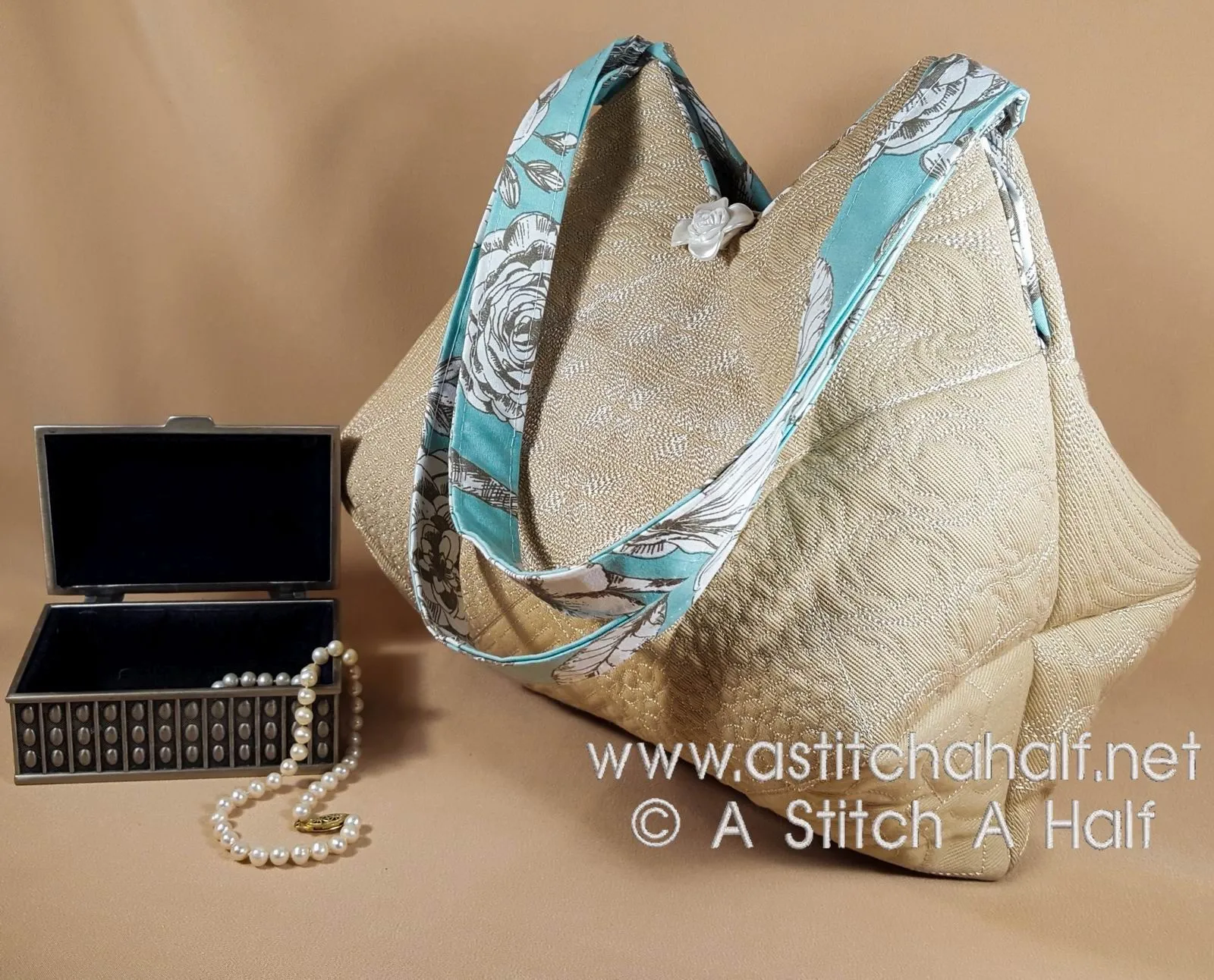 Dalila Japanese Quilt Blocks and Tote Bags