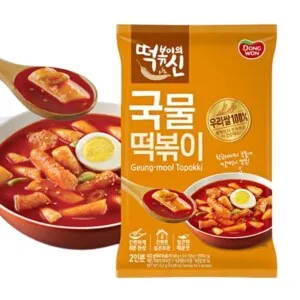 DONGWON STICK-SHAPED RICE CAKE WITH SPICY SAUCE 422G