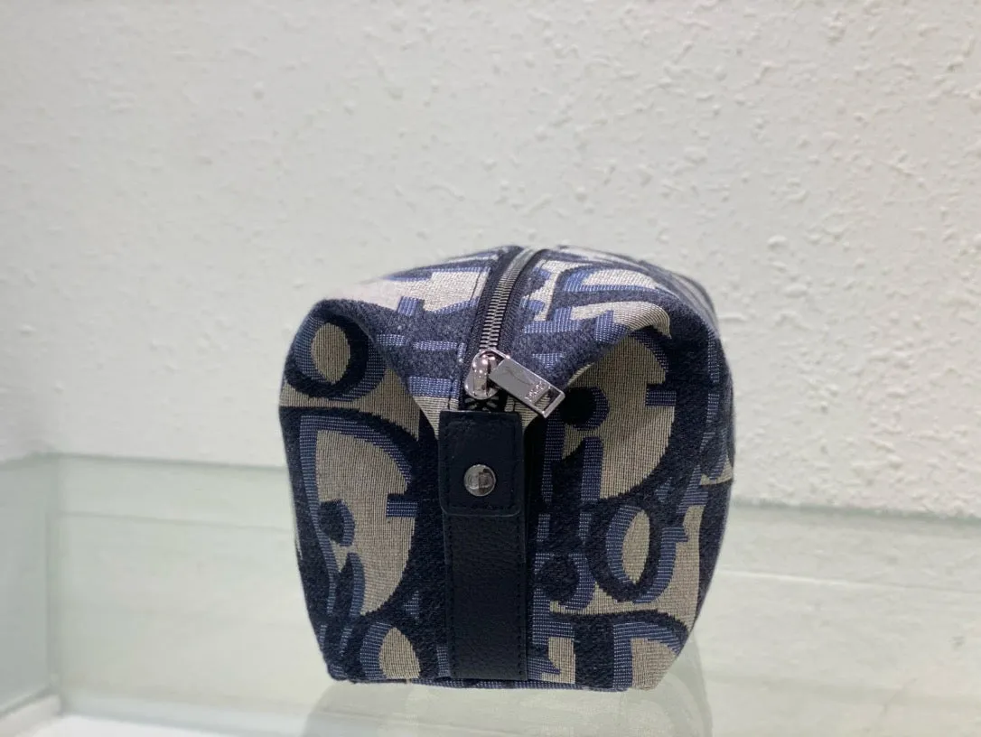 DR348 DiorTravel Zipped Pouch / 9x7.1x4.3inch / HIGHEST QUALITY VERSION