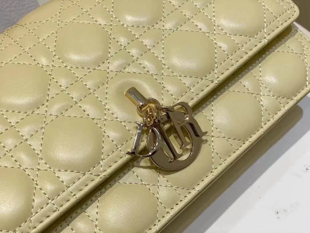 DR349 Miss Dior Top Handle Bag / 9.5 x 5.5 x 3 inches / HIGHEST QUALITY VERSION