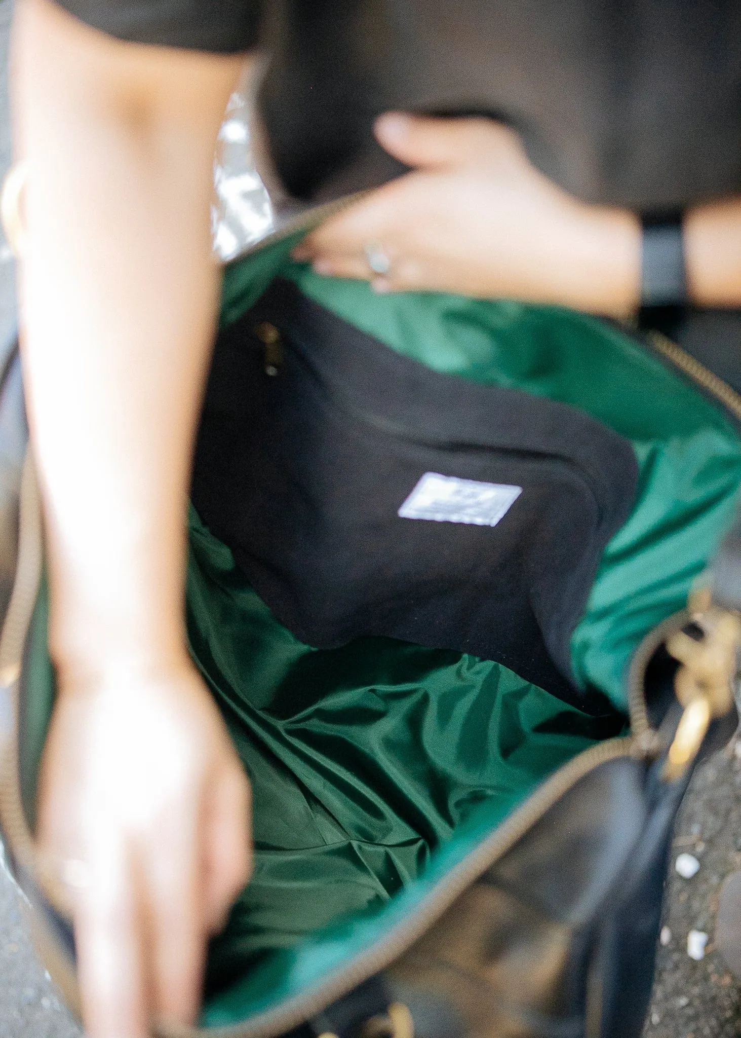 Duffel Carry All Bag - Cowhide - Mottle Brown