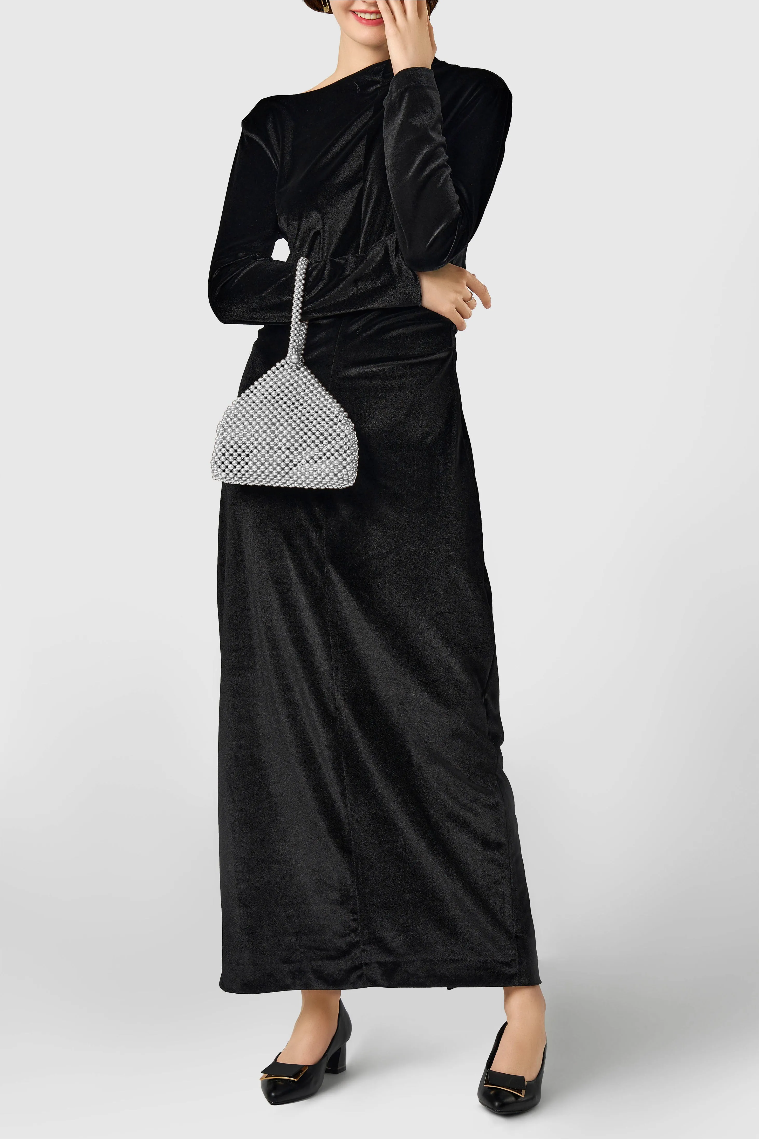 Elegant Beaded Pearl Evening Clutch