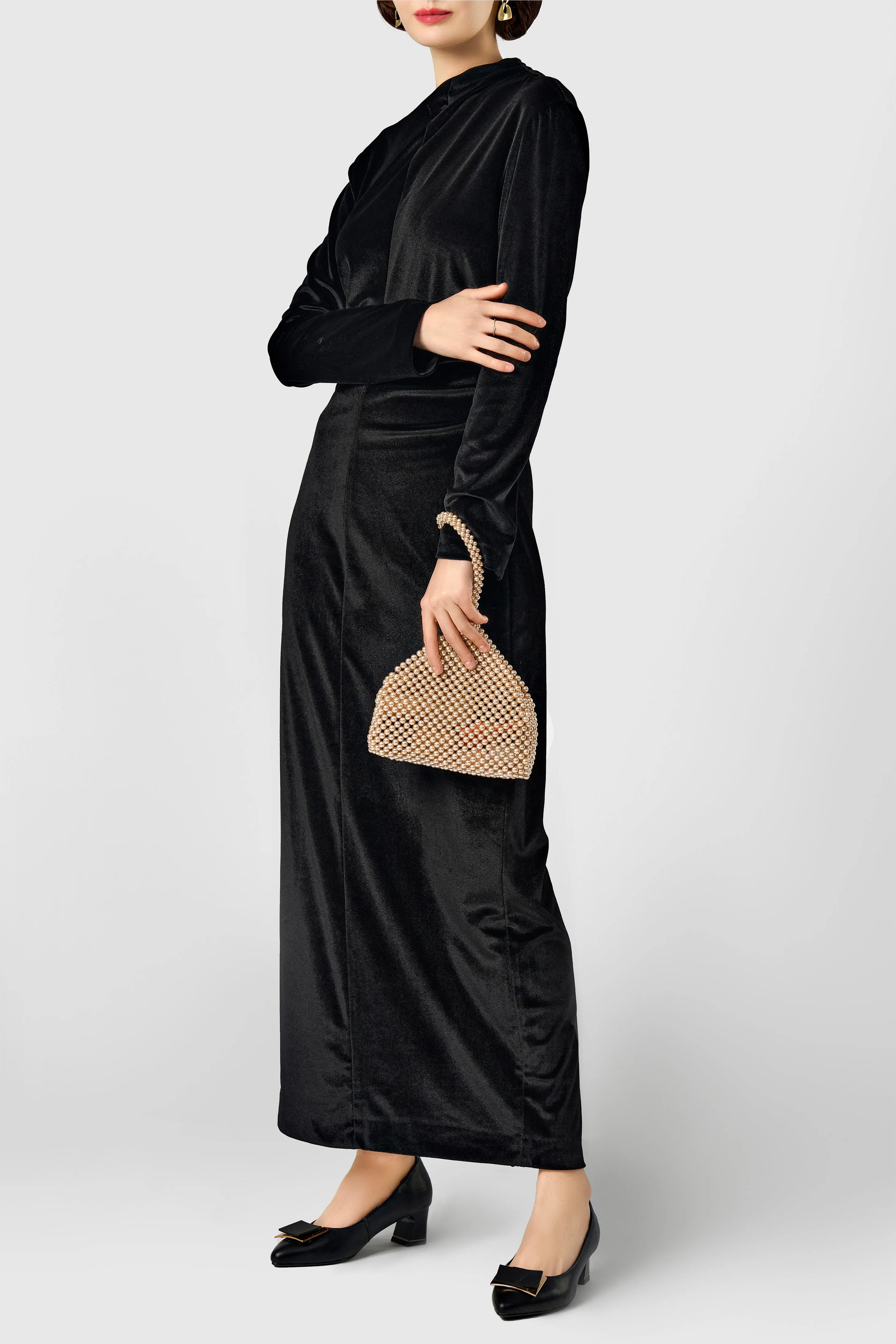 Elegant Beaded Pearl Evening Clutch