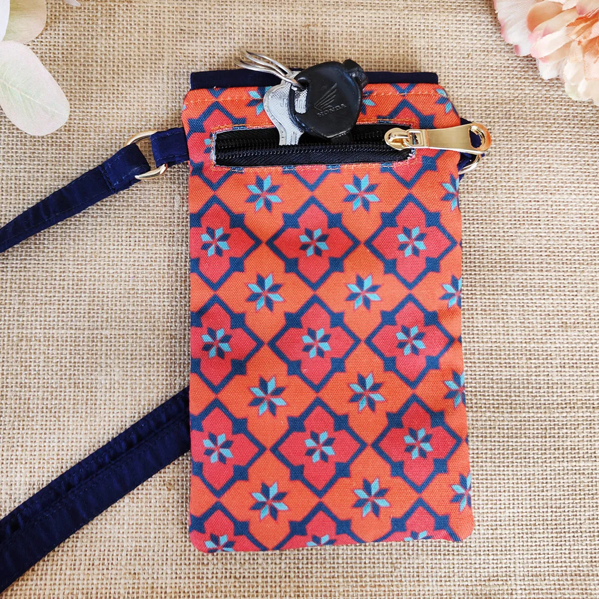 Flap Mobile Sling Bag- Peach Kites